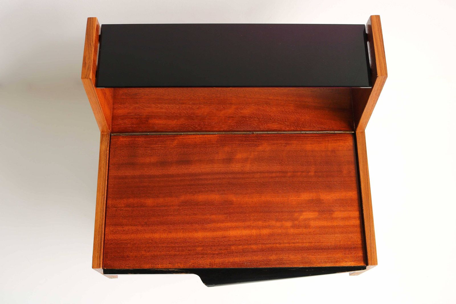 Midcentury Modern Teak Black Legs Valve Scandinavian 60 S Nightstand Danish Bedside Table Side Table End Table 1950 Retro photo vinterior