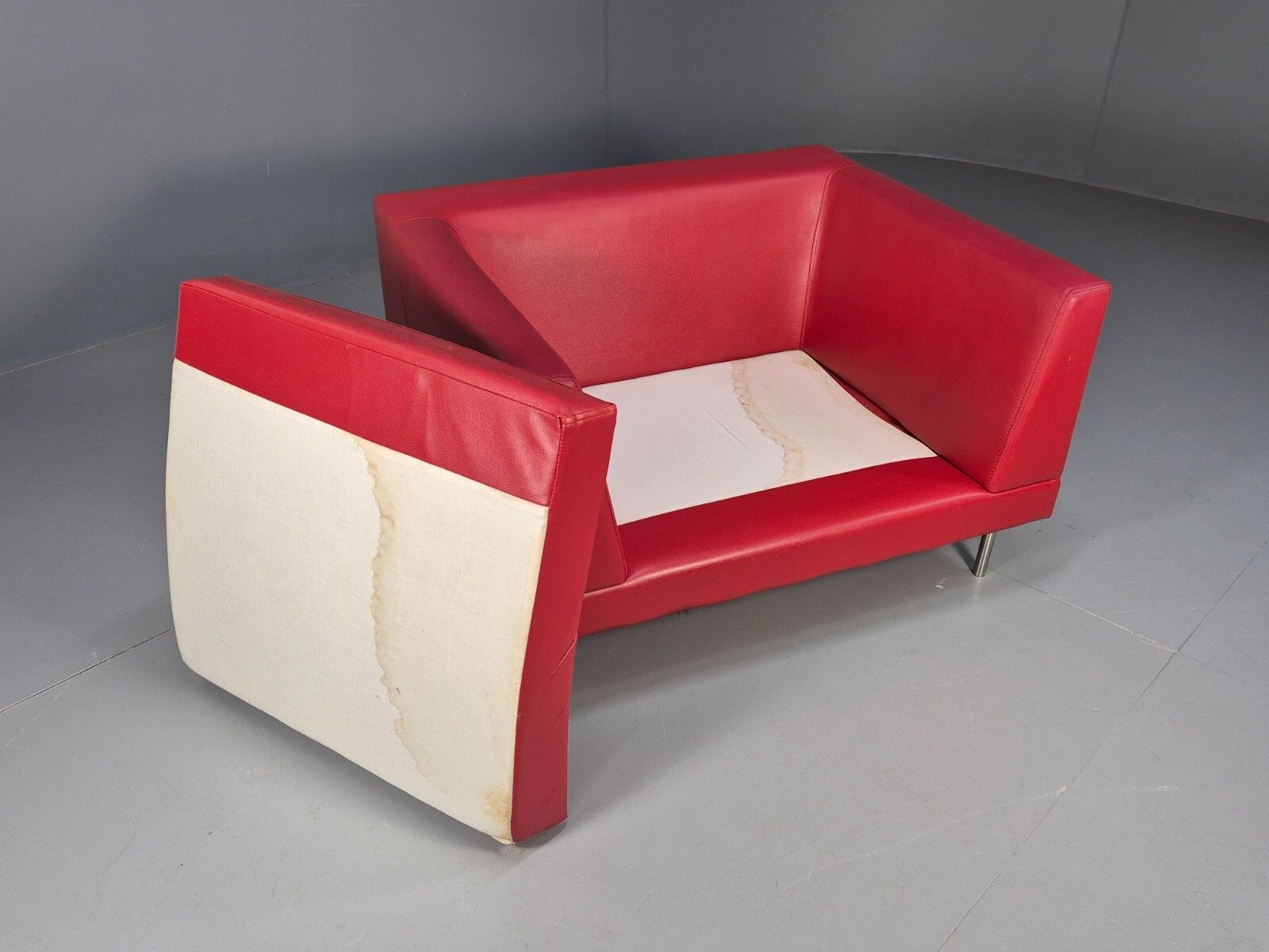 photo furniture Vintage Red Vinyl Modern Design Lounge Chair Modus Brand Retro Style Eb9409 Mnor