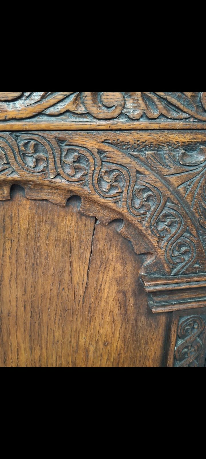 Antique Carved Oak Chairs X4   Jacobean Revival Style photo vinterior