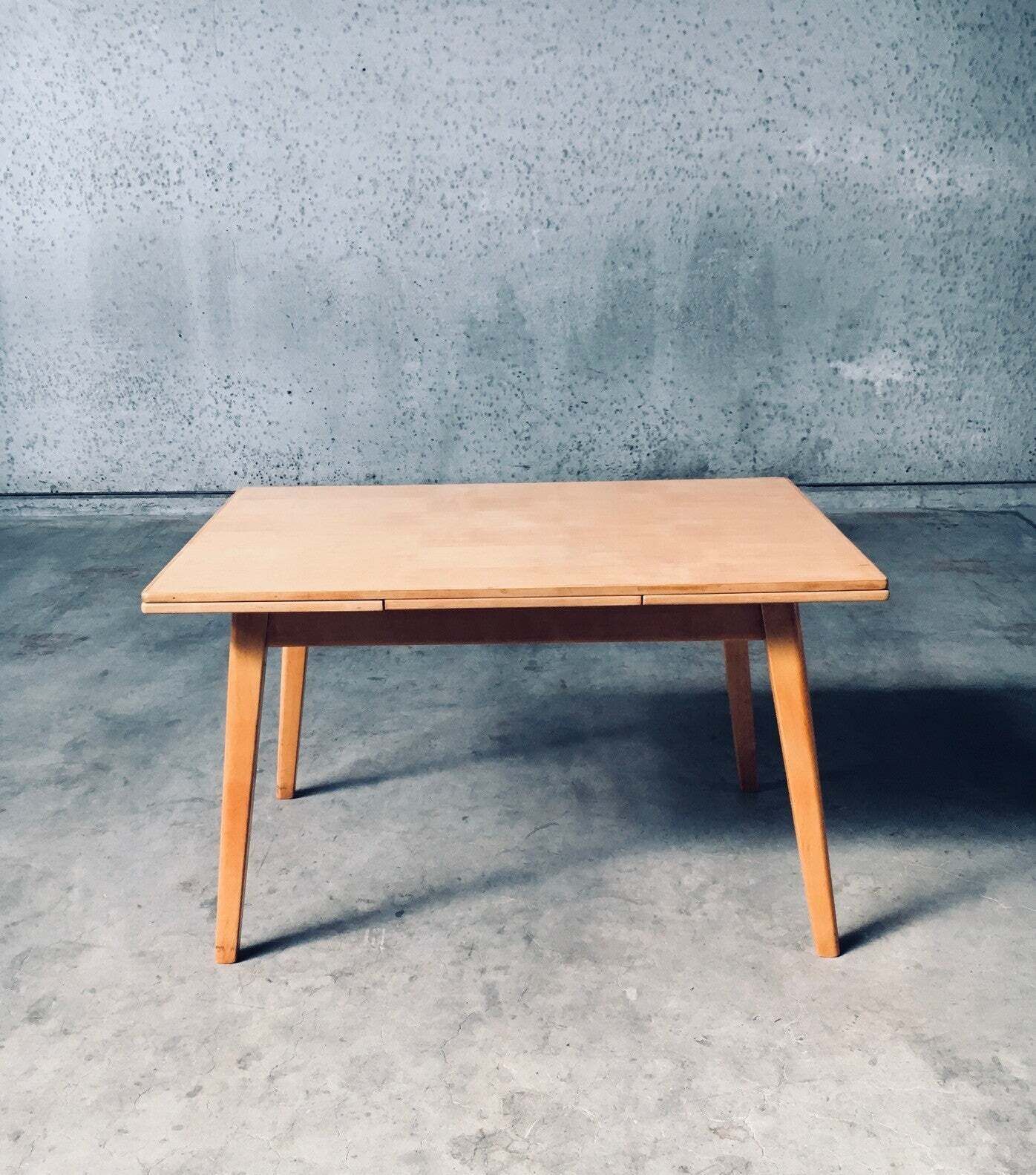 Uitschuifbare Eettafel, Jaren 1950, Mcm Dutch Design – Cor Alons Voor Gouda Den Boer photo vintage