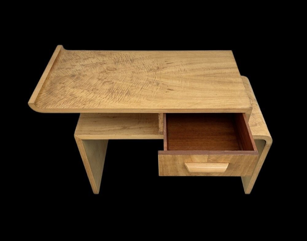 A Fine Art Deco Side Table, 1930s photo buy
