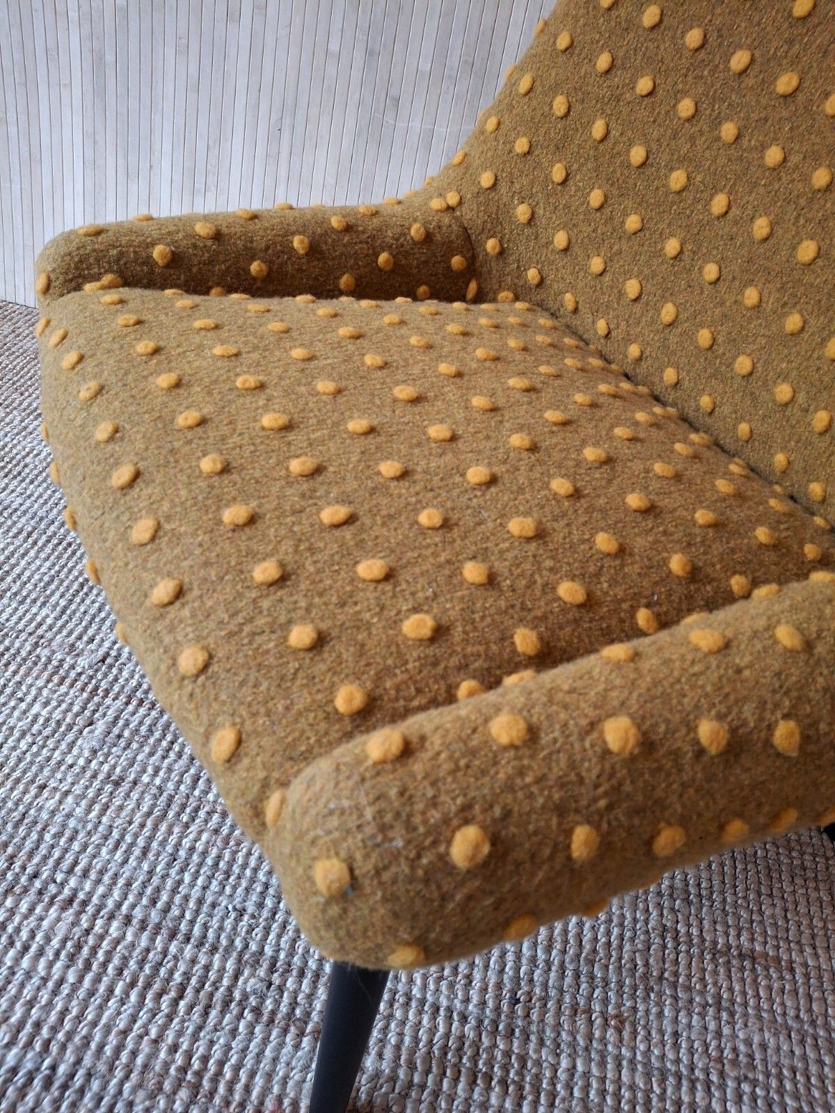 Fab Vintage Retro Mcm Easy Lounge Chair Yellow Spotty Wool Black Atomic Legs photo buy