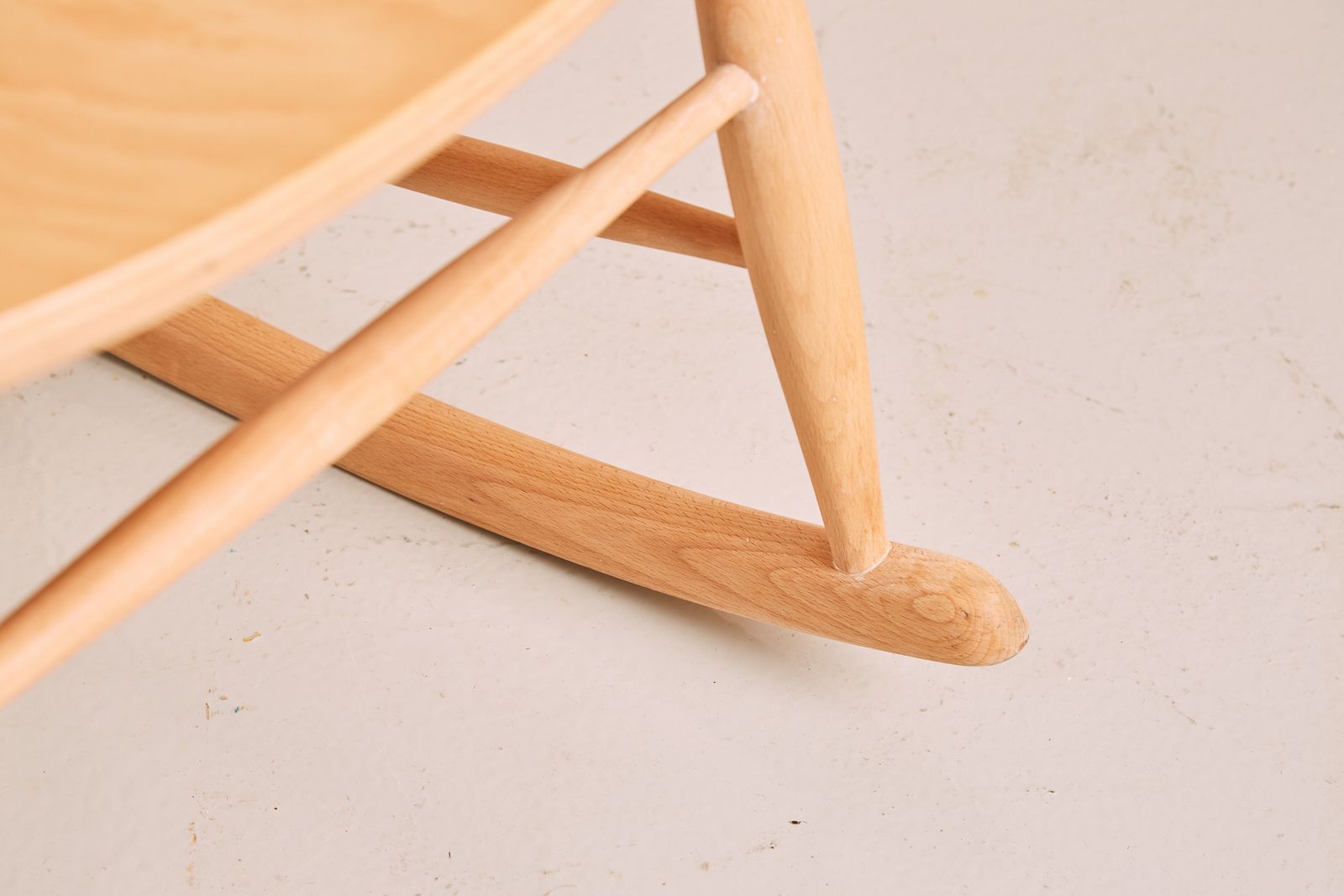 photo furniture Vintage Illum Wikkelsø Iw3 Gyngestol No. 3 Rocking Chair For Niels Eilersen   Mid Century Danish