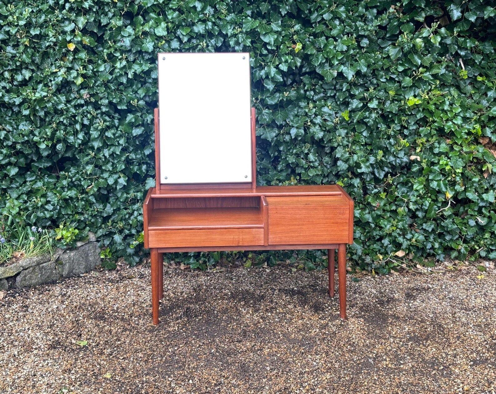 Vintage Melvin Mikkelsen Møbler Dressing Vanity Table photo furniture