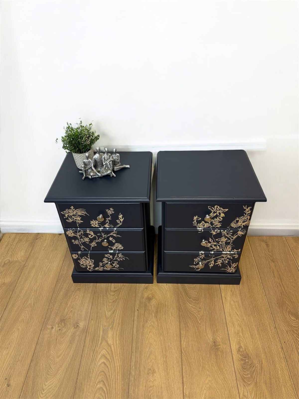 Refurbished Navy Blue And Silver 3 Drawer Bedside Tables, Refinished Pine Nightstands, Floral, Bedroom Furniture, Chrome photo vinterior