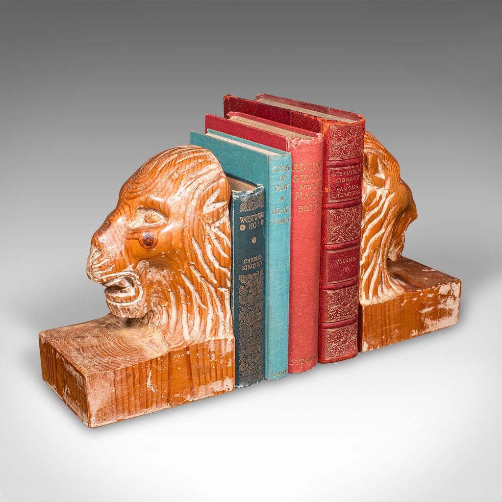 740.0 Pair Of Antique Carved Lion Bookends, English Pine, Georgian Revival, Edwardian photo