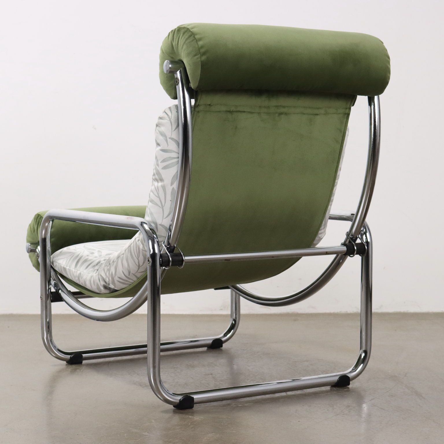 Vintage Armchair Jungle Collection Velvet Italy 1960s photo vintage