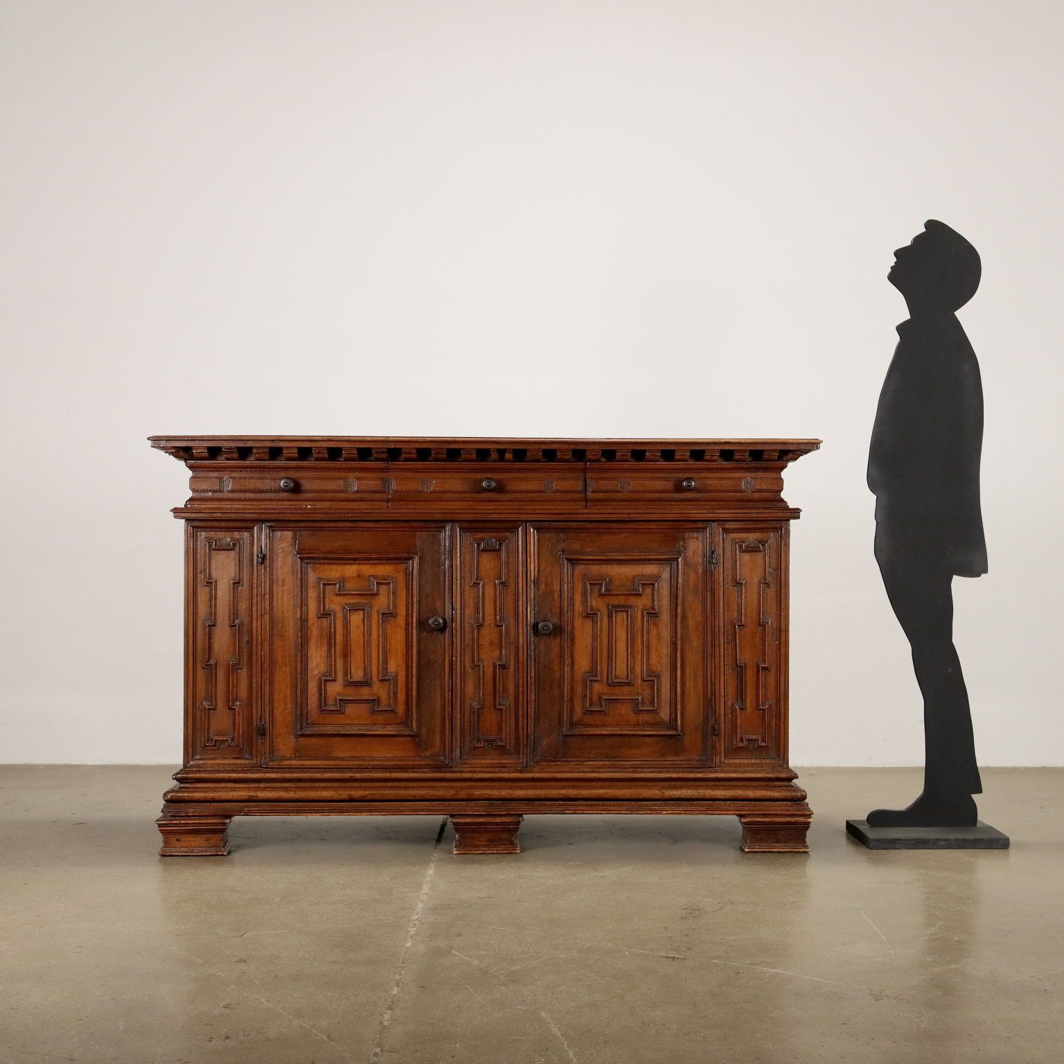Ancient Cupboard Reggio Emilia Late XVII Century Walnut photo furniture