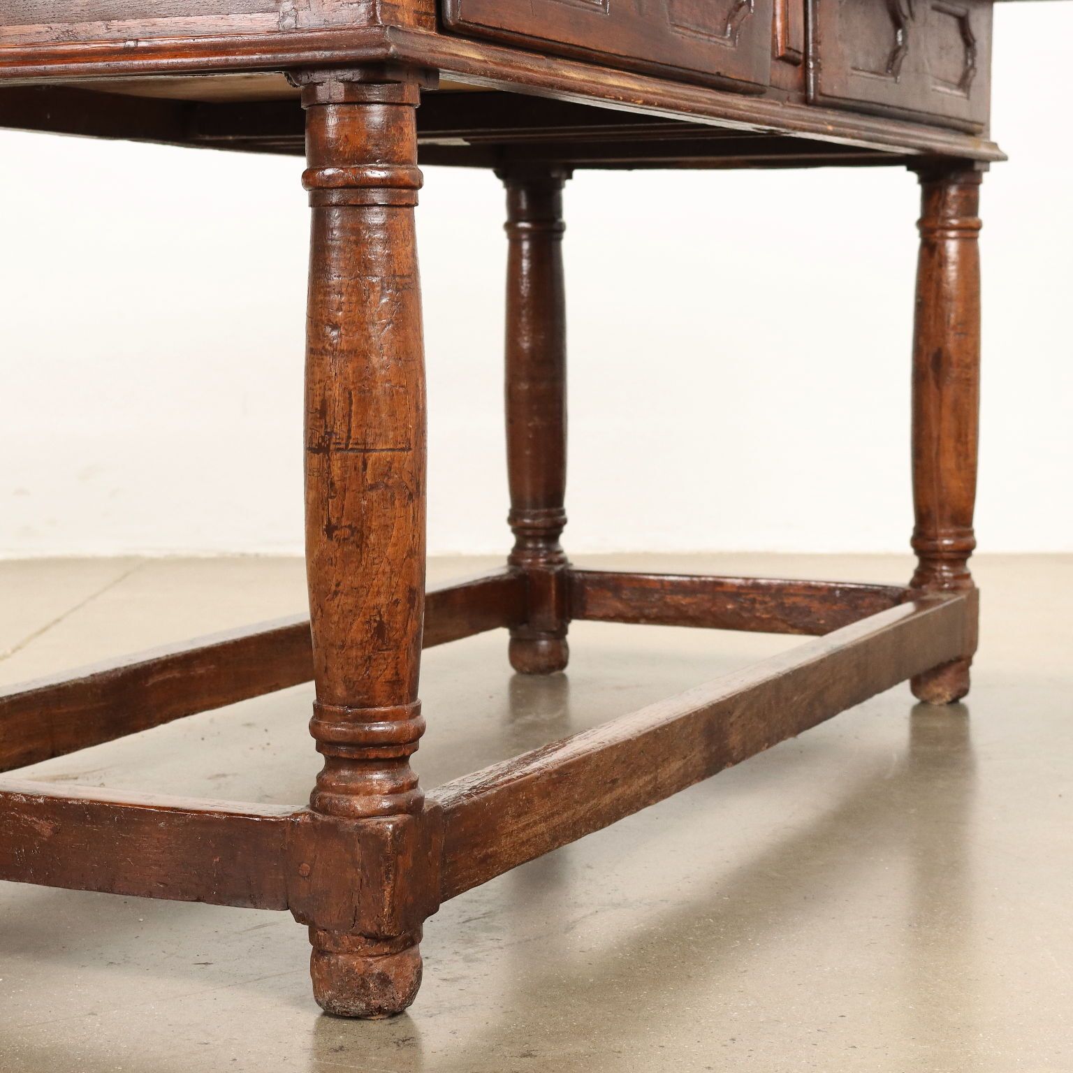 Antique Table Early XVIII Century Chestnut Shaped Feet Drawers photo vintage