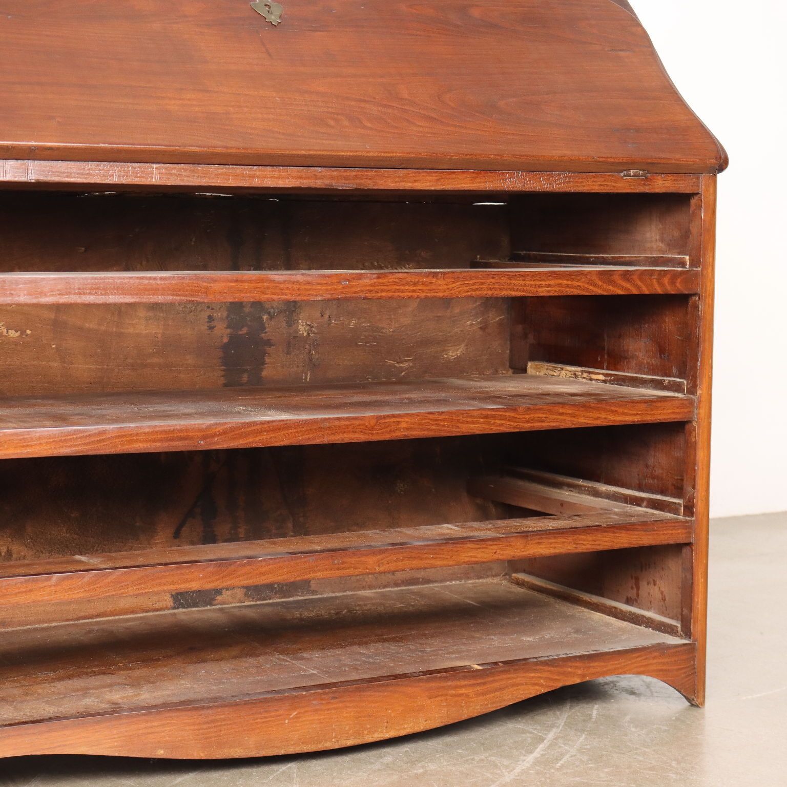 photo vinterior Antique Piedmontese Flap Cabinet Chestnut Poplar Italy XVIII Century