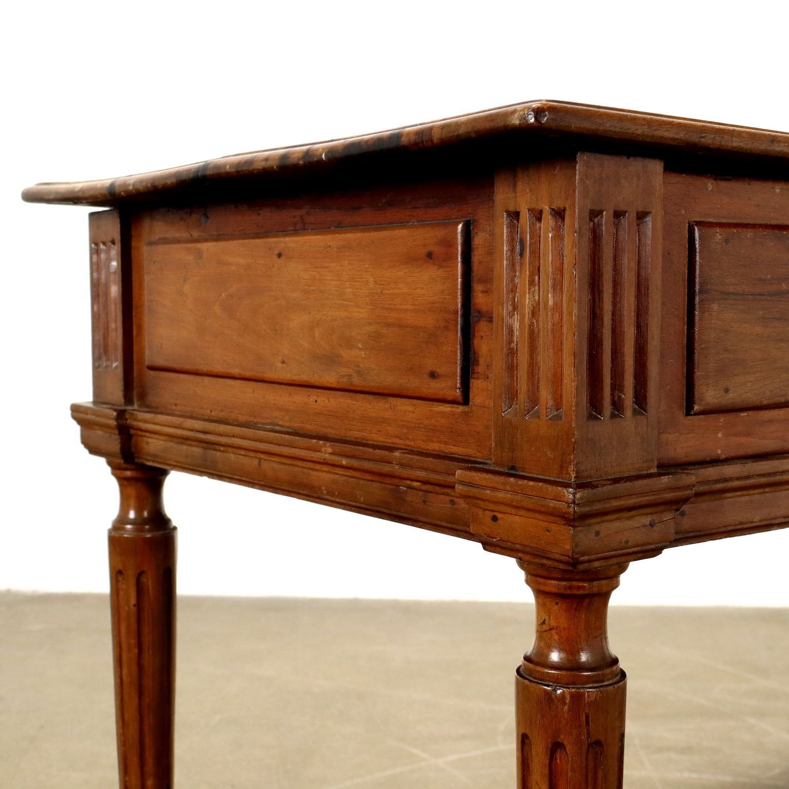 Tavolo Neoclassico Emiliano photo 1790.0