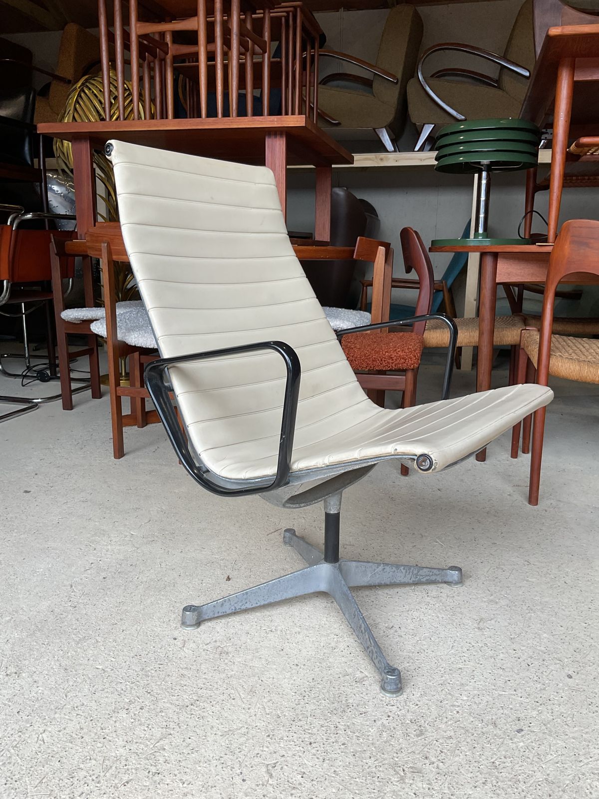 photo furniture Charles & Ray Eames For Herman Miller Co. Chair, Model 681/82, C. 1959. Vintage