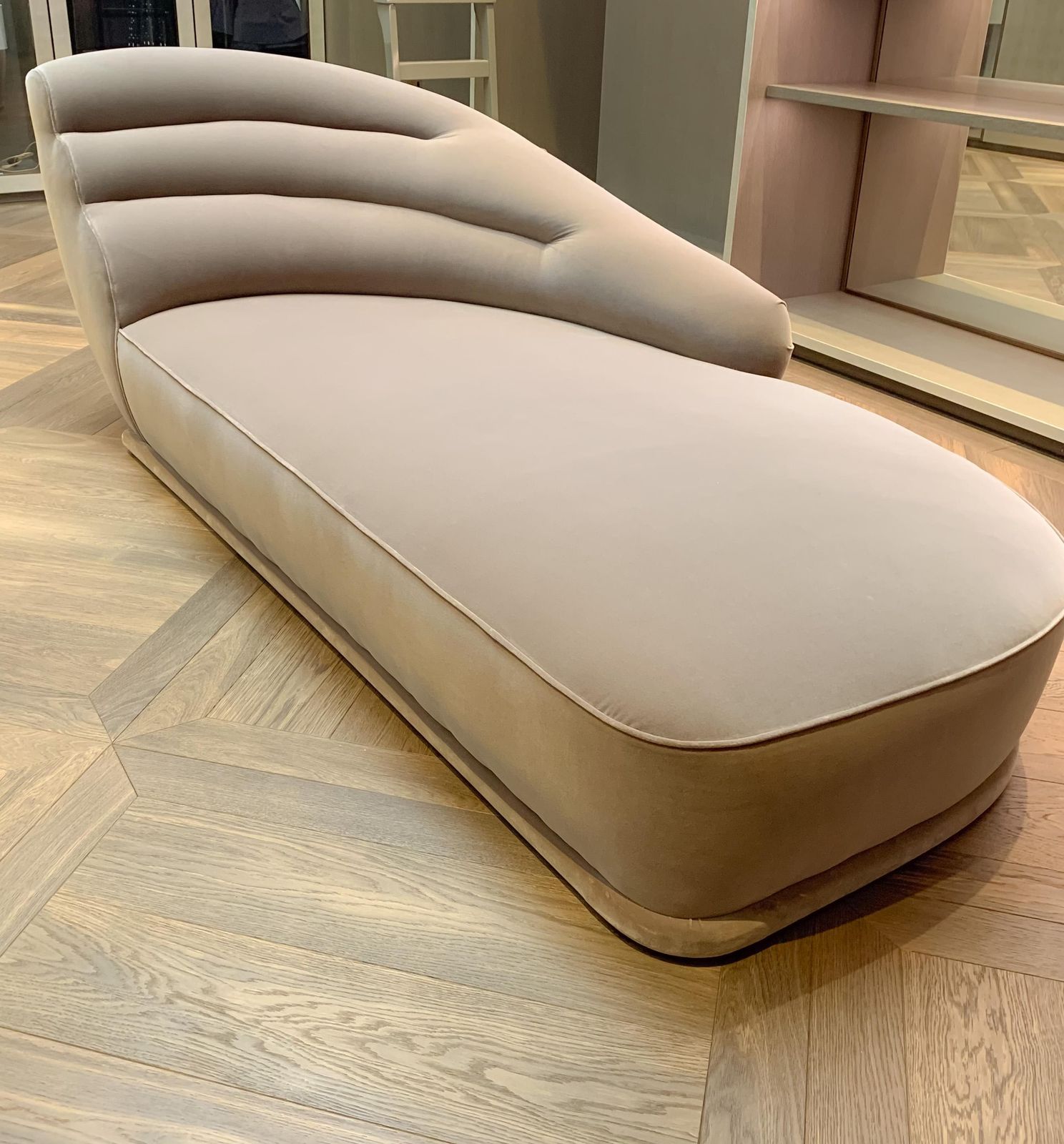 Hollywood Regency Style Taupe Velvet Chaise Longue By Promemoria, Italy C.2000 photo furniture