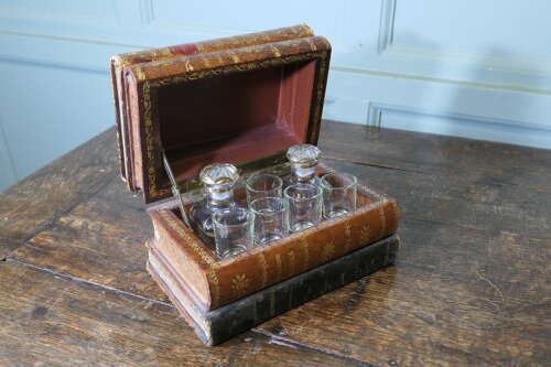 Vintage Novelty Ceramic Trompe L’oeil Cave De Liqueur photo furniture