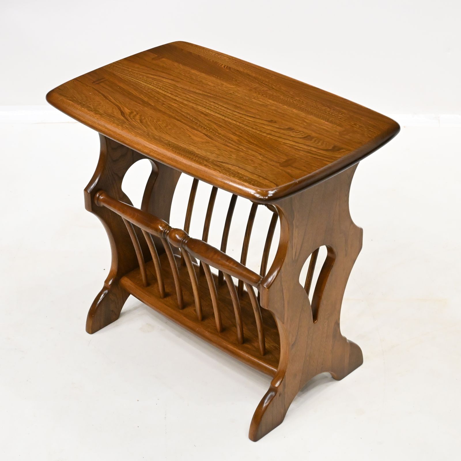 photo buy Ercol Magazine Rack Golden Dawn Finish Free* Uk Delivery