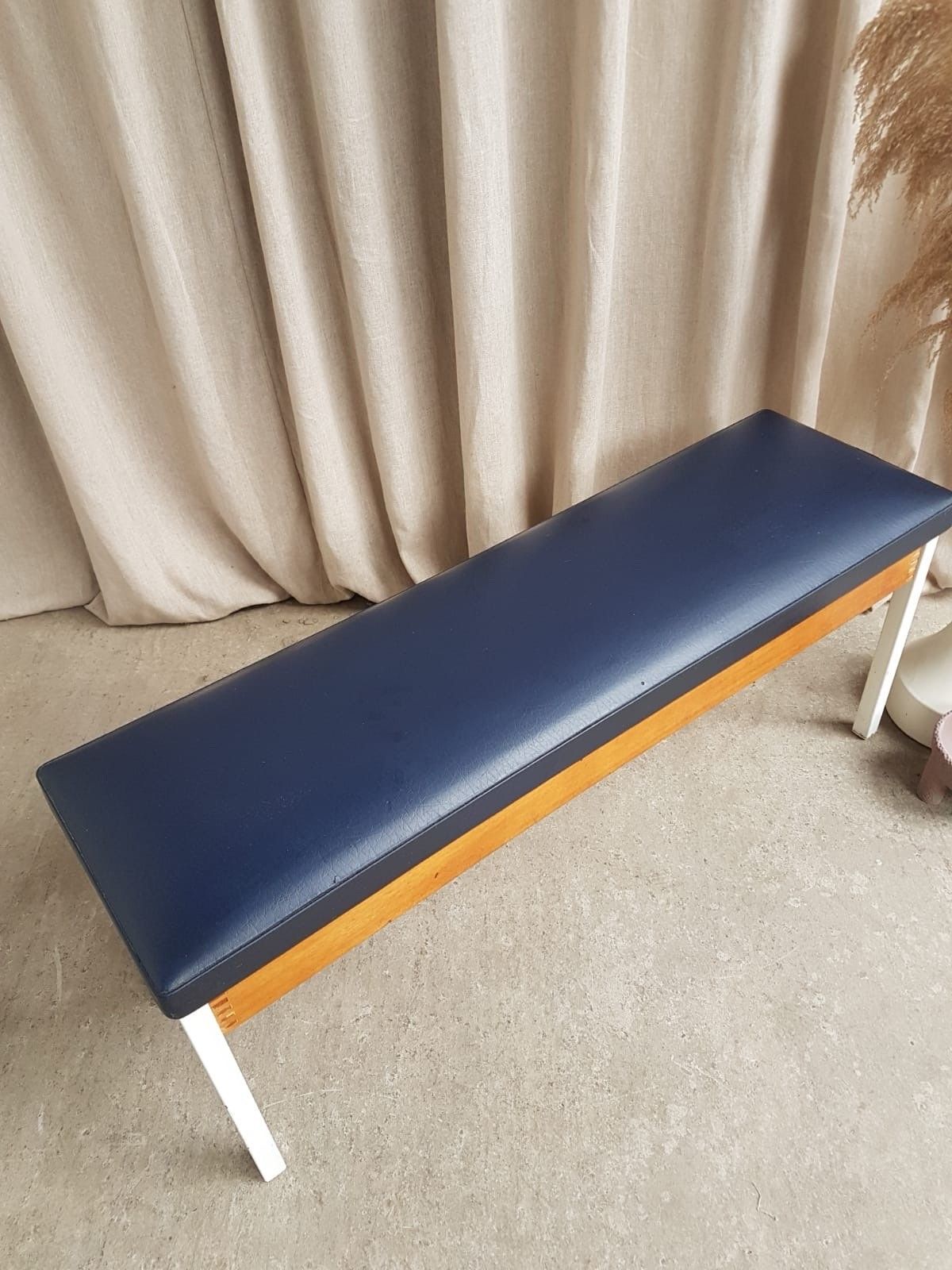 photo furniture Vtg Mid Century Post Modern Modernist Hallway Dining Bench Seat Chair Retro R826
