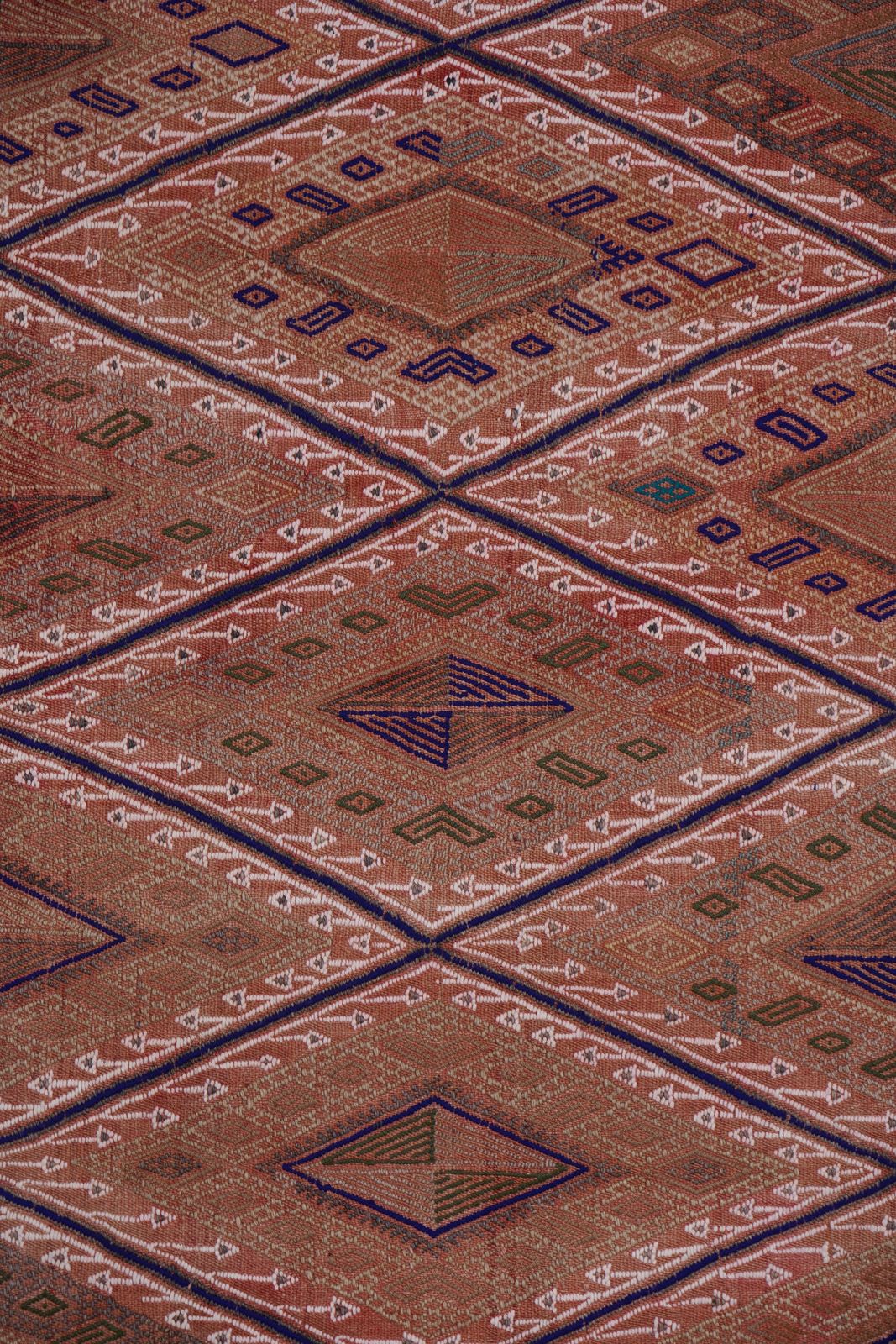 1960s Turkish Wool Pink Jajim Kilim Rug 5'5'' X 7'8'' photo furniture