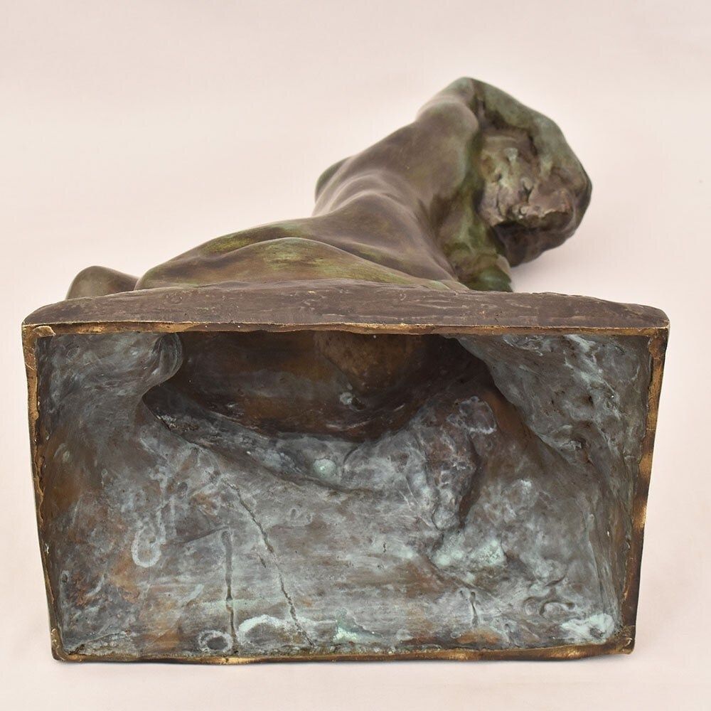 photo furniture Antique Bronze Statues, Naked Woman, Amedeo Gennarelli, 20th Century, Art Deco. (Stb89)