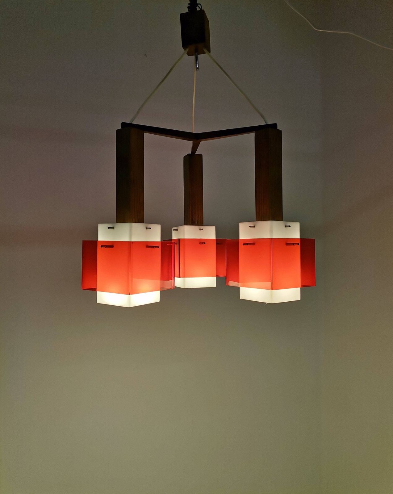 Guzzini Plexi & Wood Pendant Light / Meblo Yugoslavia / Space Age Red Cube Hanging Light photo 738.0