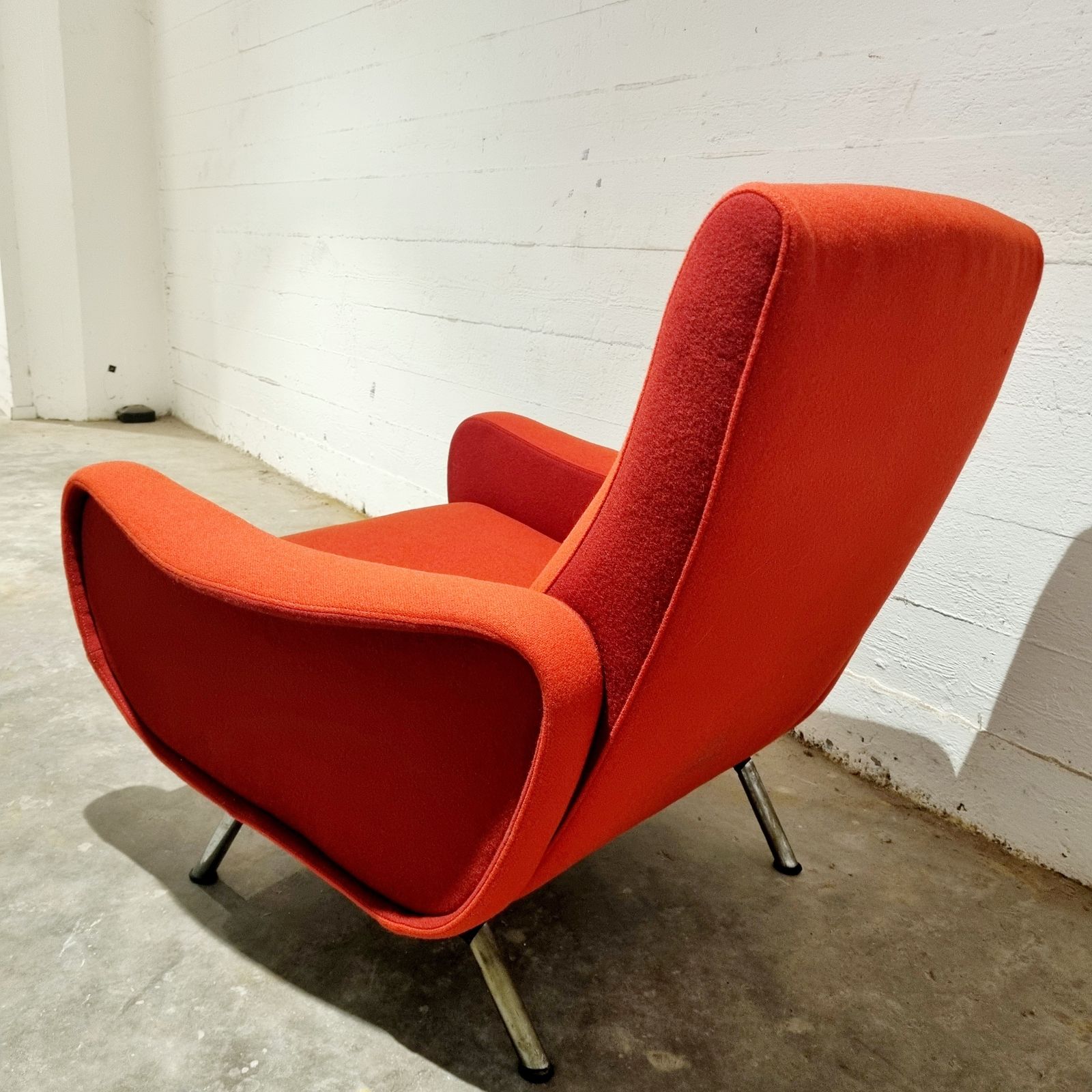photo for sale 1950 Adjustable “Lady” Lounge Chair In The Style Of Marco Zanuso Produced By Pizzetti Roma