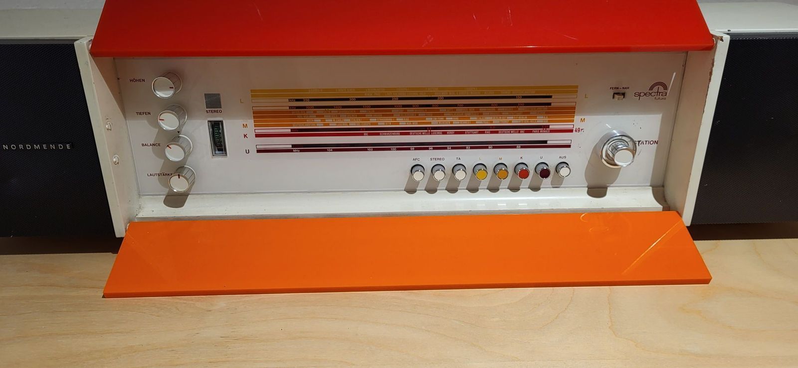 Radio Nordmende Spectra Futura, Raymond Loewy, 1968 photo 2055.0