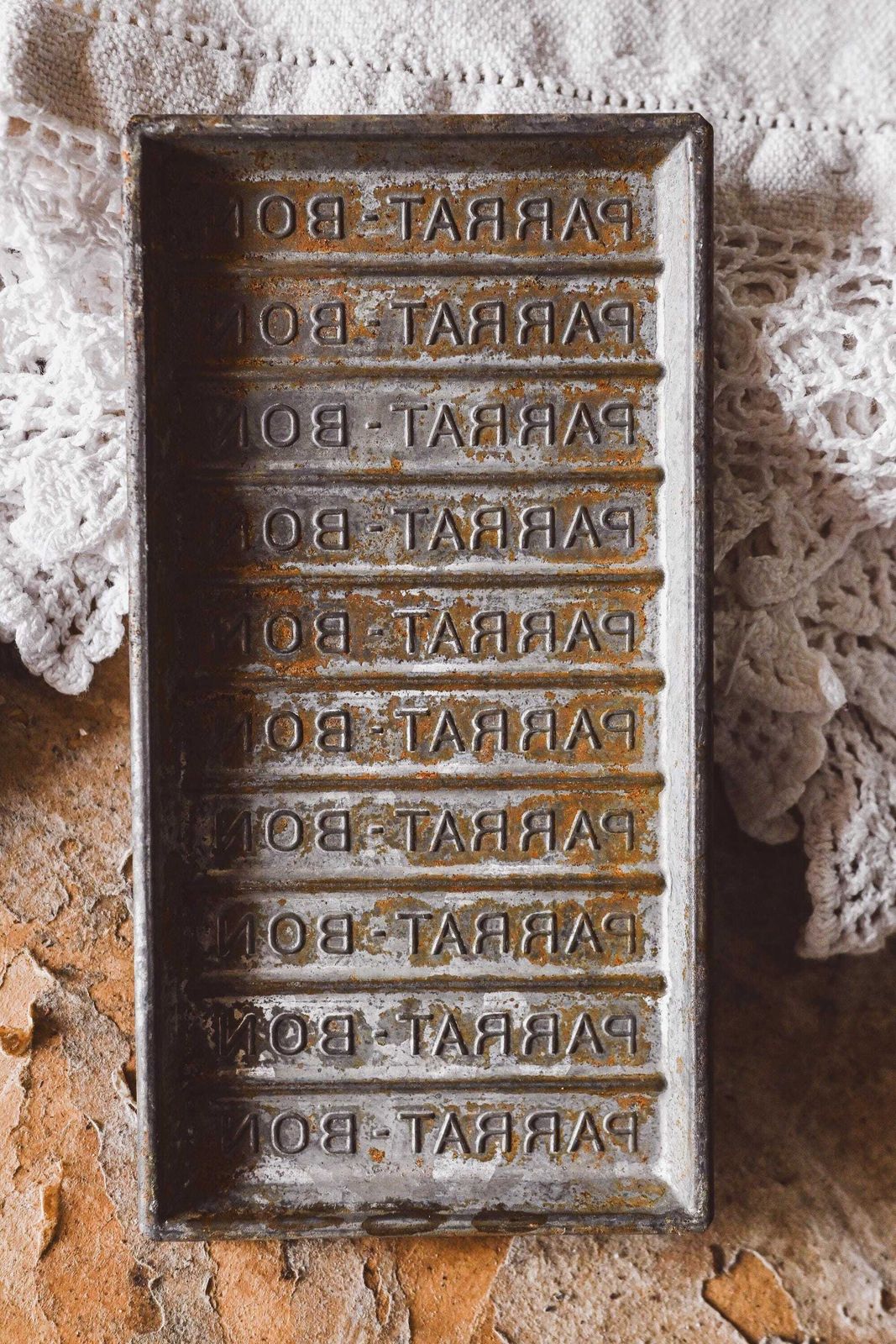 Vintage French Chocolate Bar Molds Set   Rare Parrat Bon Chocolat Confectionery Baking Tools photo furniture