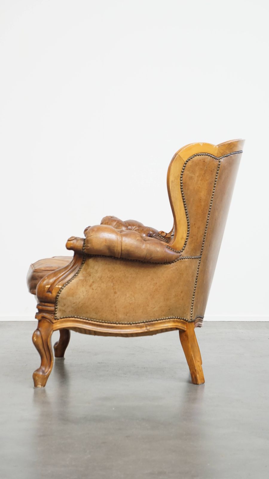 Charming Antique Baroque Sheepskin Chesterfield Armchair With A Beautiful Patina photo 991.2194999999999