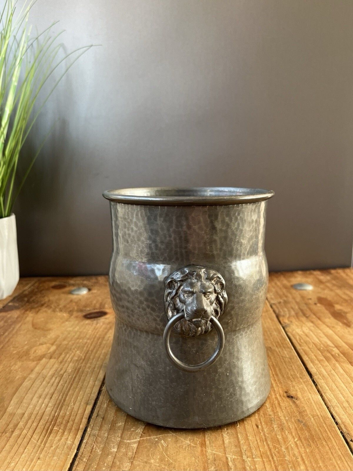 Antique W & Co Pewter Champagne Ice Bucket Planter Plant Pot Lions Head Handles photo Home Decor