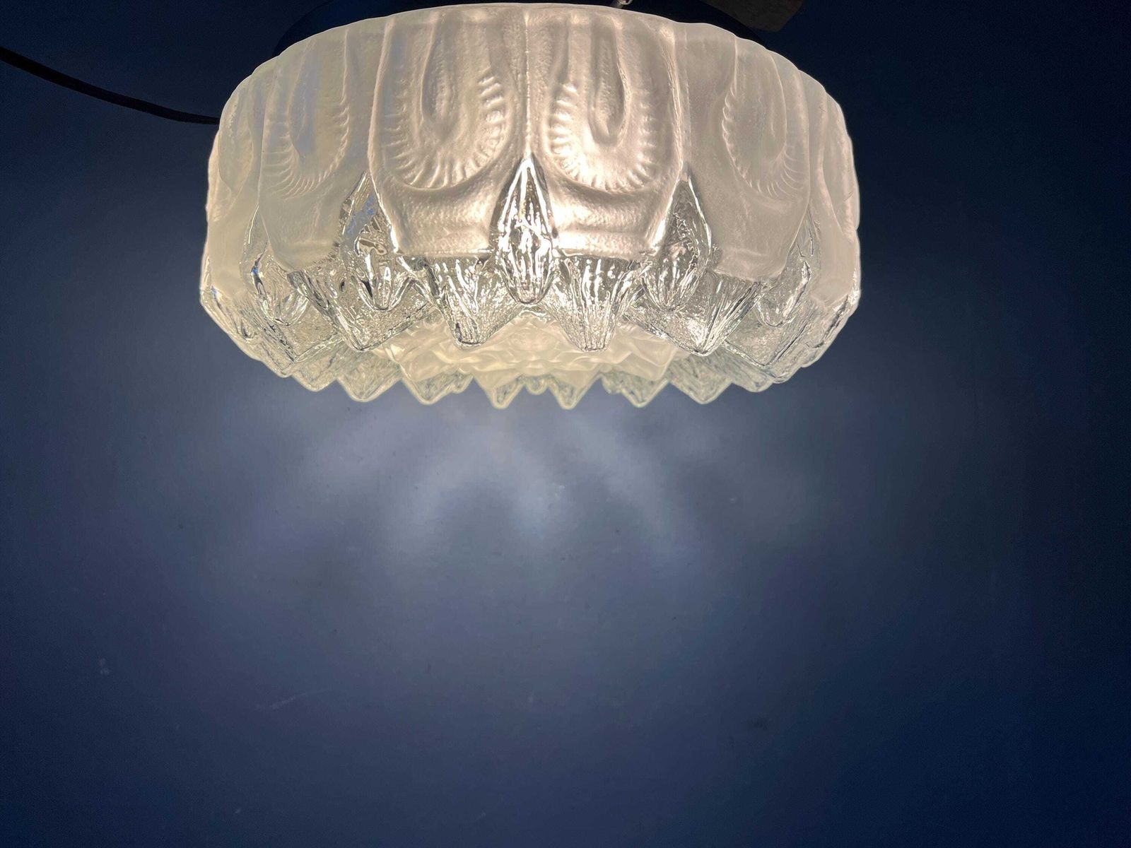 Vintage Mid Century Decoratieve Glazen Plafondlamp Met Dik Glas photo Verlichting