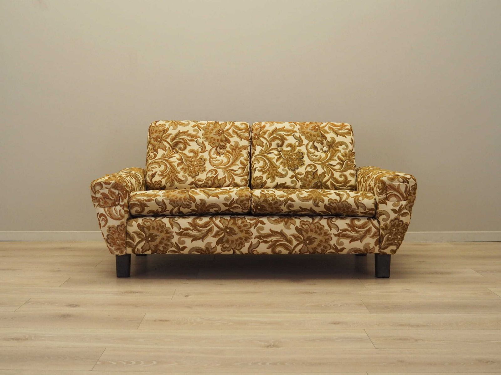 Tweezitsbank Deens design, ca. jaren 1960, Denemarken photo for sale