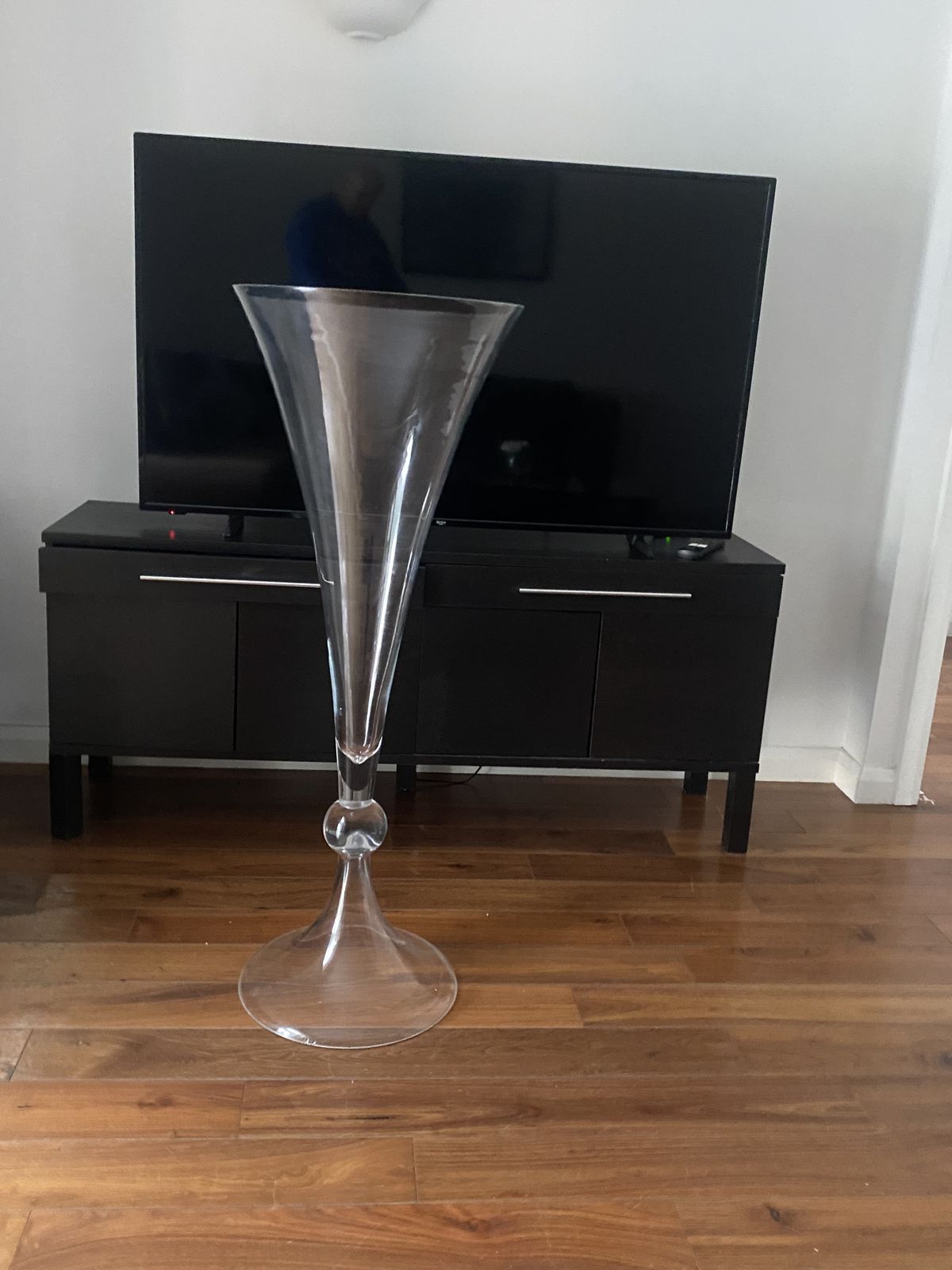 Monumental 120cm Vintage Hand Blown Fluted Glass Vase – A Rare Statement Piece photo 149.0