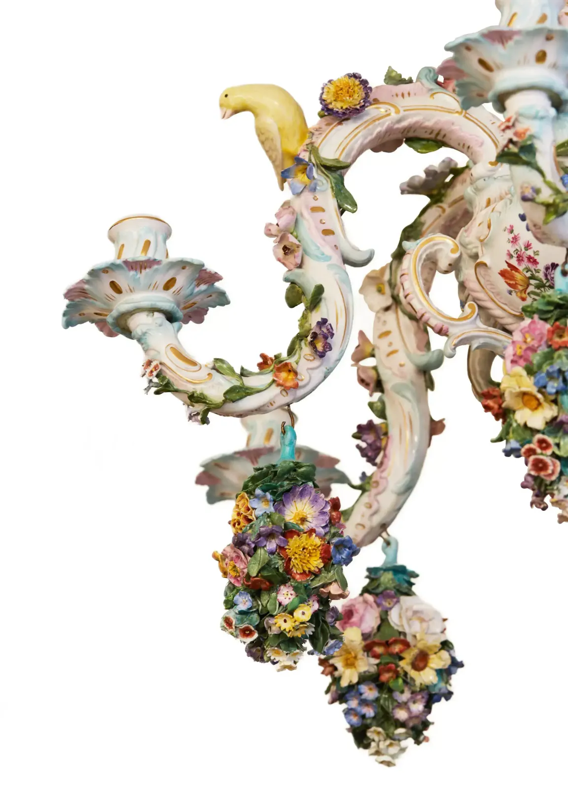 Delightful Porcelain Chandelier Meissen 1790, From The Residence Of King Alfonso XIII In Biarritz. photo vinterior