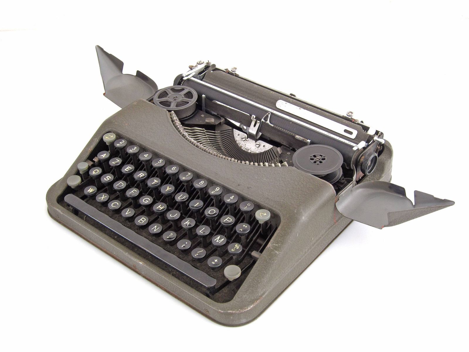 Hermes Baby Portable Typewriter With Case 1939   Hermes, Olivetti, Dieter Rams, Eames, Sottsass, Joe Colombo, Castiglioni, Braun, Sarfatti photo buy