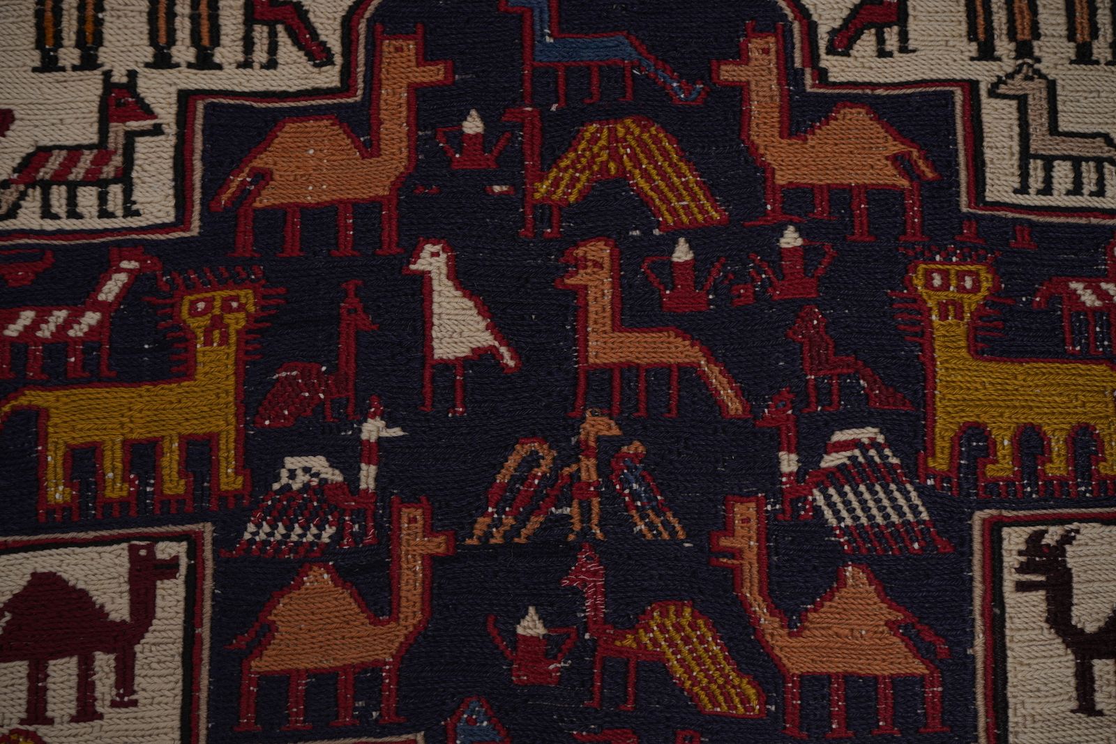 photo furniture Turkish Jajim Kilim Rug   Wool Rug With Geometric Motif 5'1'' X 8'1''