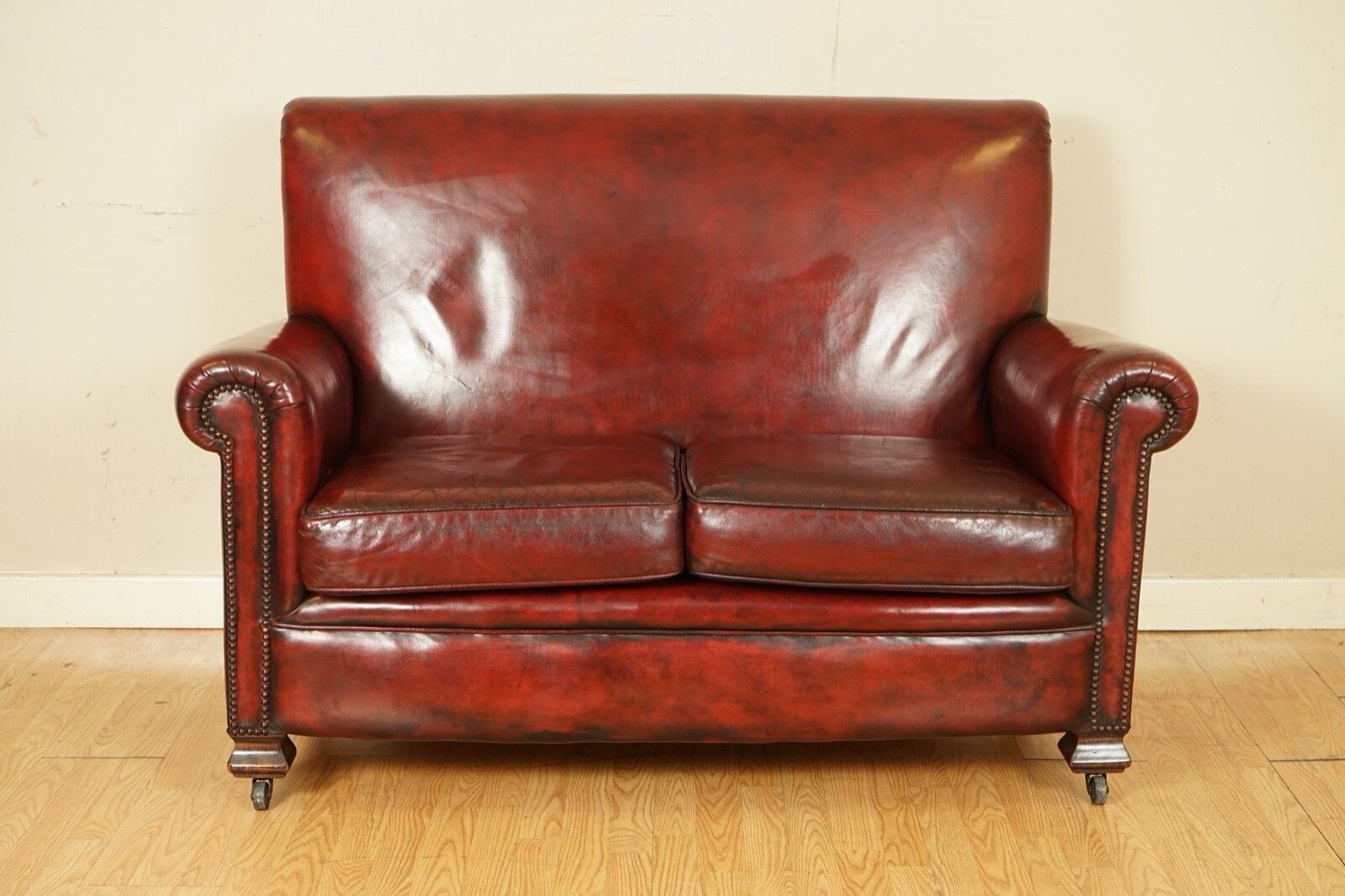 Stunning Victorian Burgundy Gentleman's Club Hand Dyed Leather Sofa photo furniture