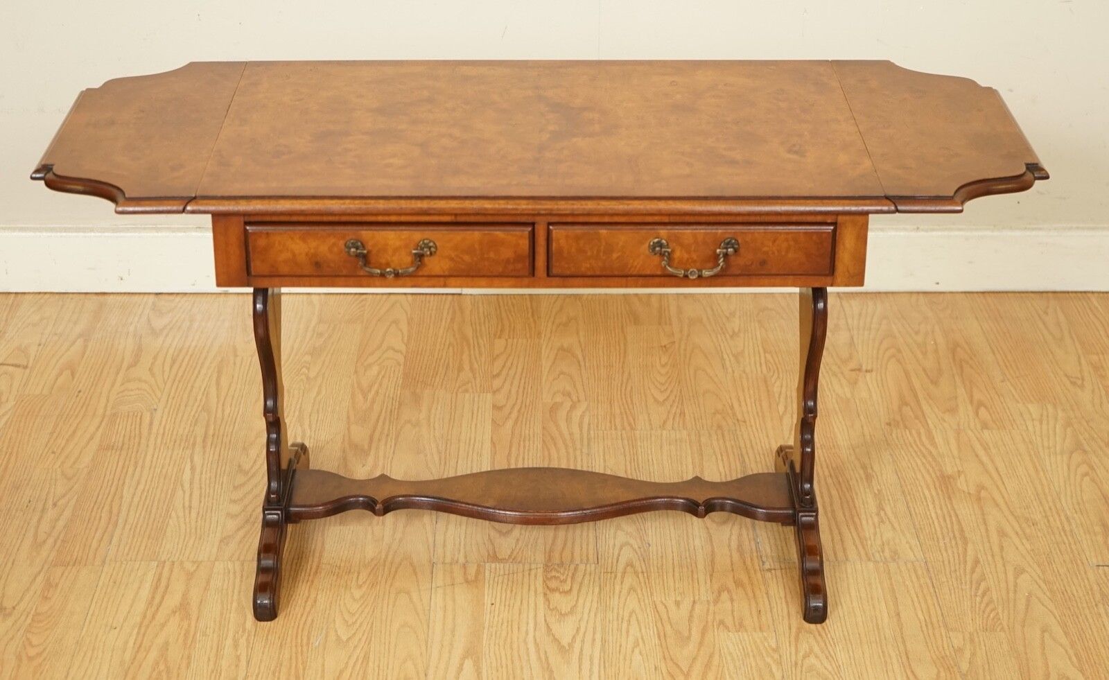 Lovely Bevan And Funnell Burr Walnut Extending Dropleaf Side End Table photo vinterior