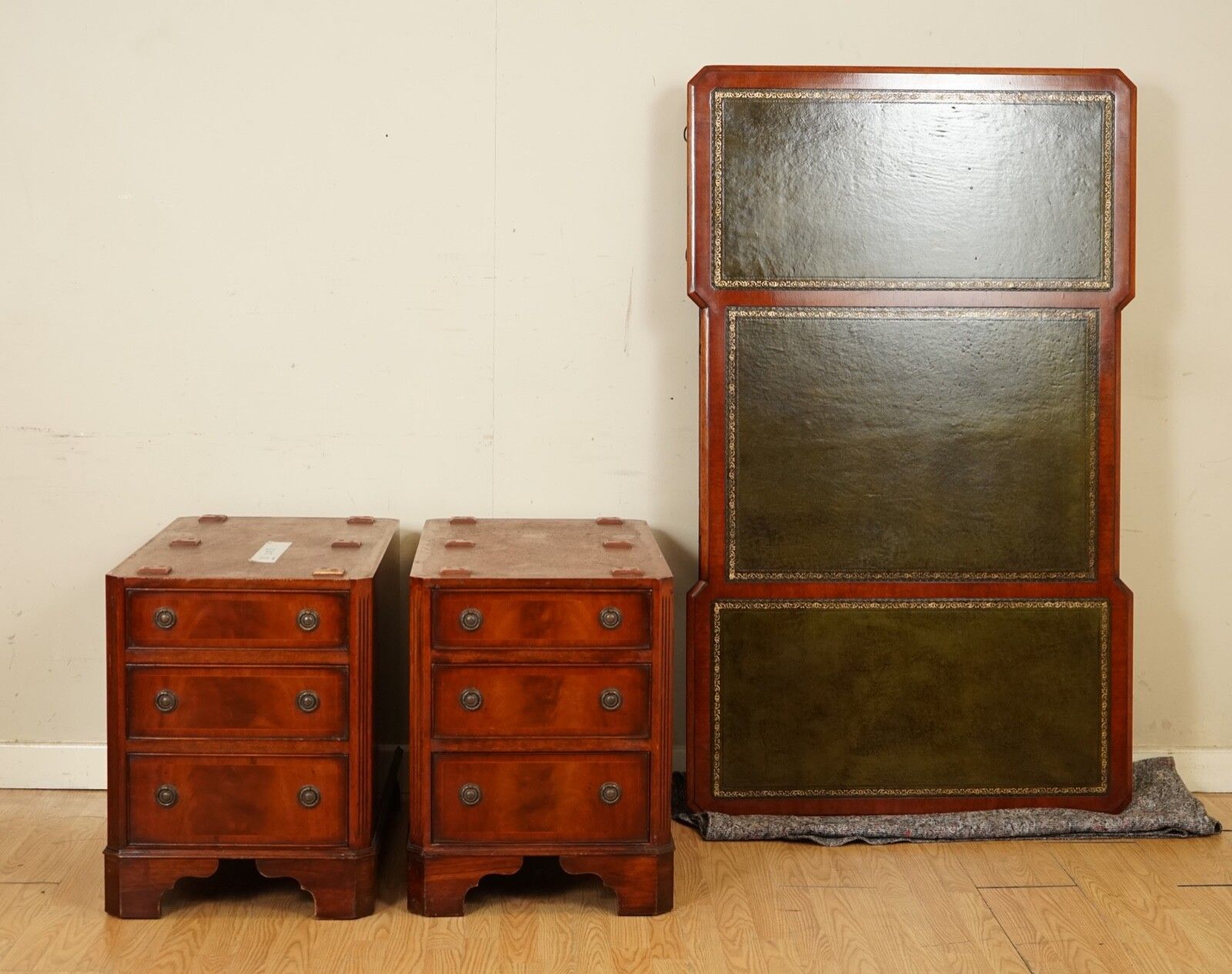 2595.0 E.G Hudson Fully Restored Twin Pedestal Mahogany Desk With Green Leather Top photo
