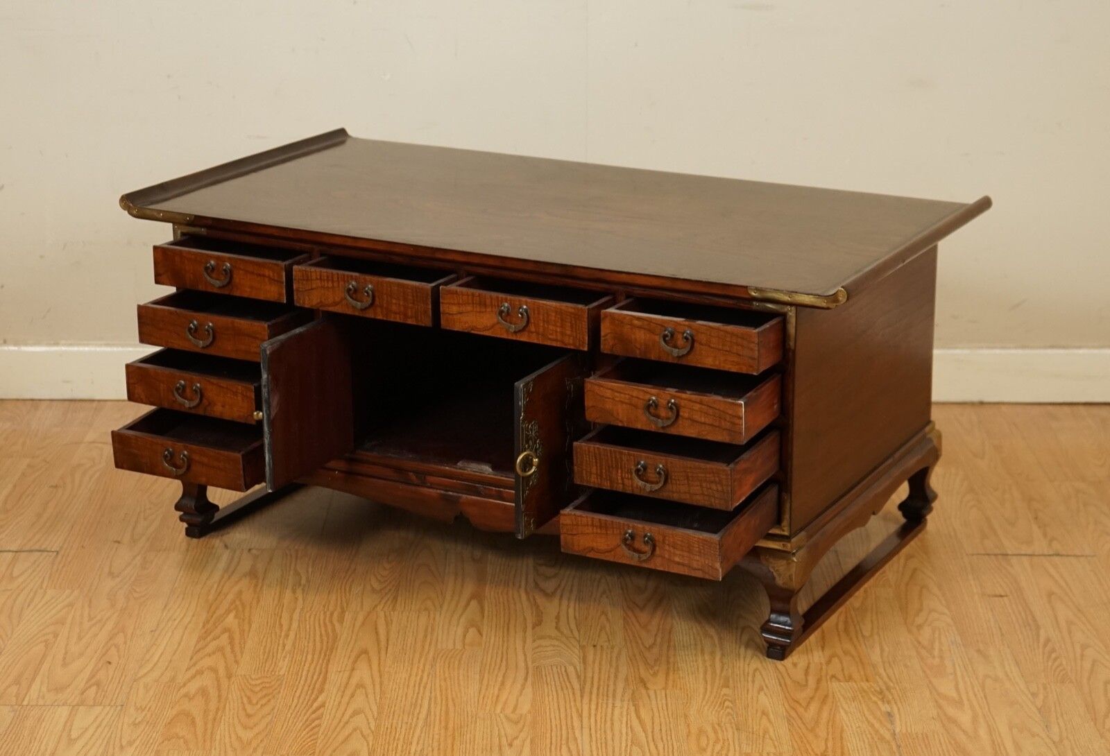 Stunning Late 19th Centry Korean Elm Coffee Table With Lots Of Drawers photo 1450.0