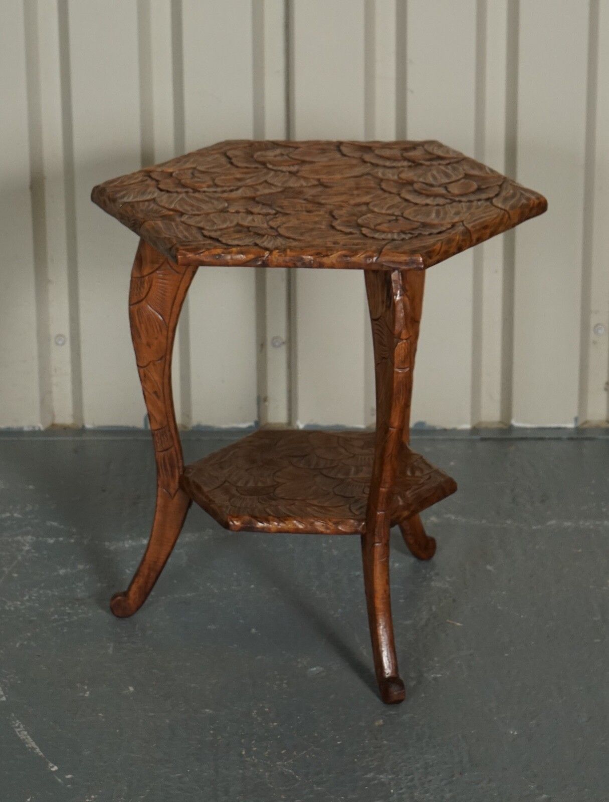 Early 19th Century Liberty's London Hand Carved Occasional Side End Lamp Table photo vinterior