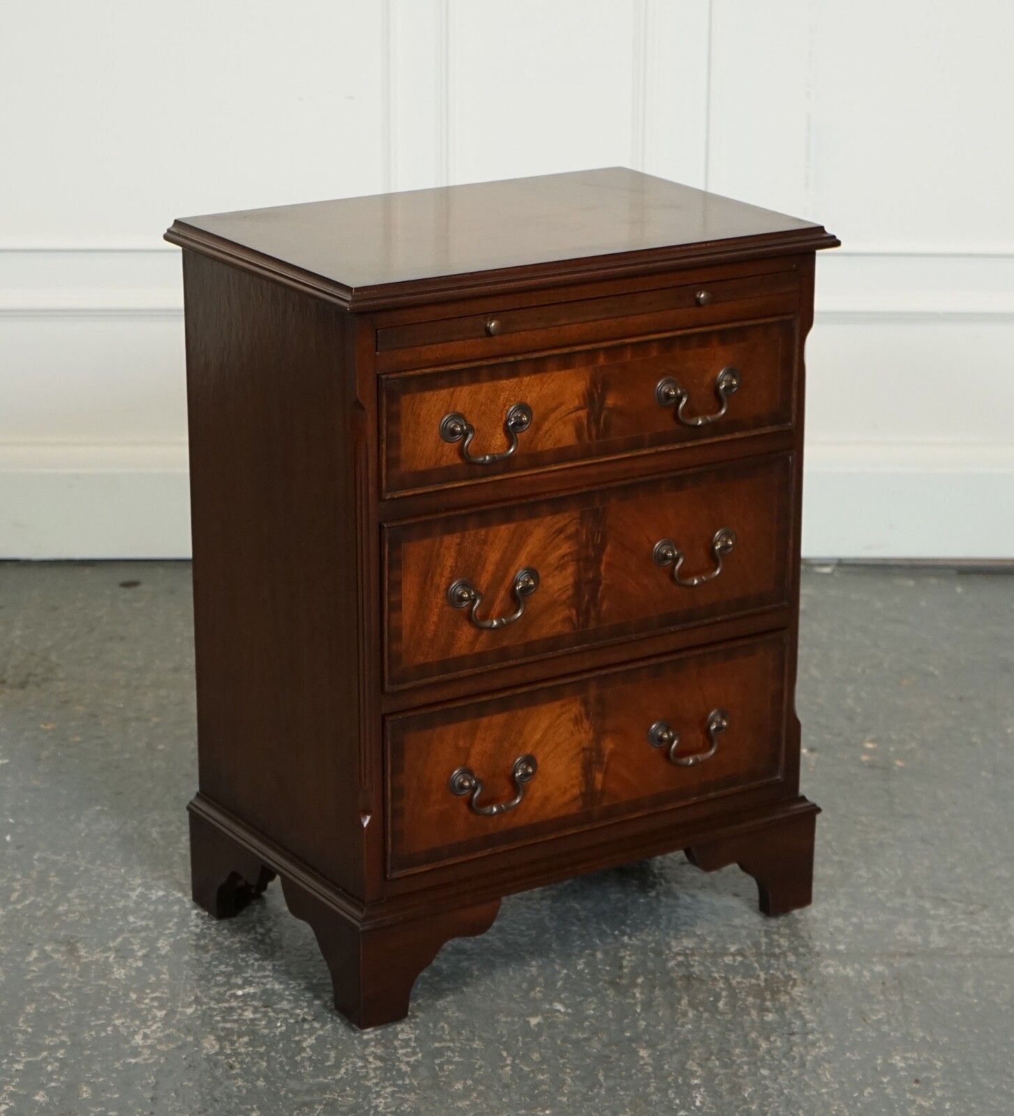 Lovely Georgian Style Small Chest Of Drawers Side Table With Butler Tray J1 photo furniture