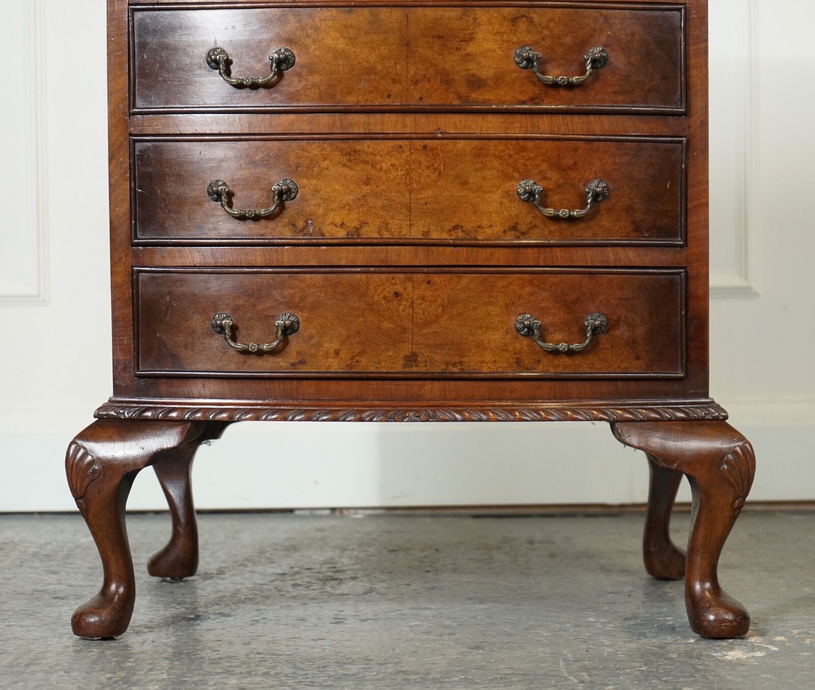Figured Victorian Walnut Bow Fronted Chest Of Drawers Raised On Queen Anne Legs photo buy