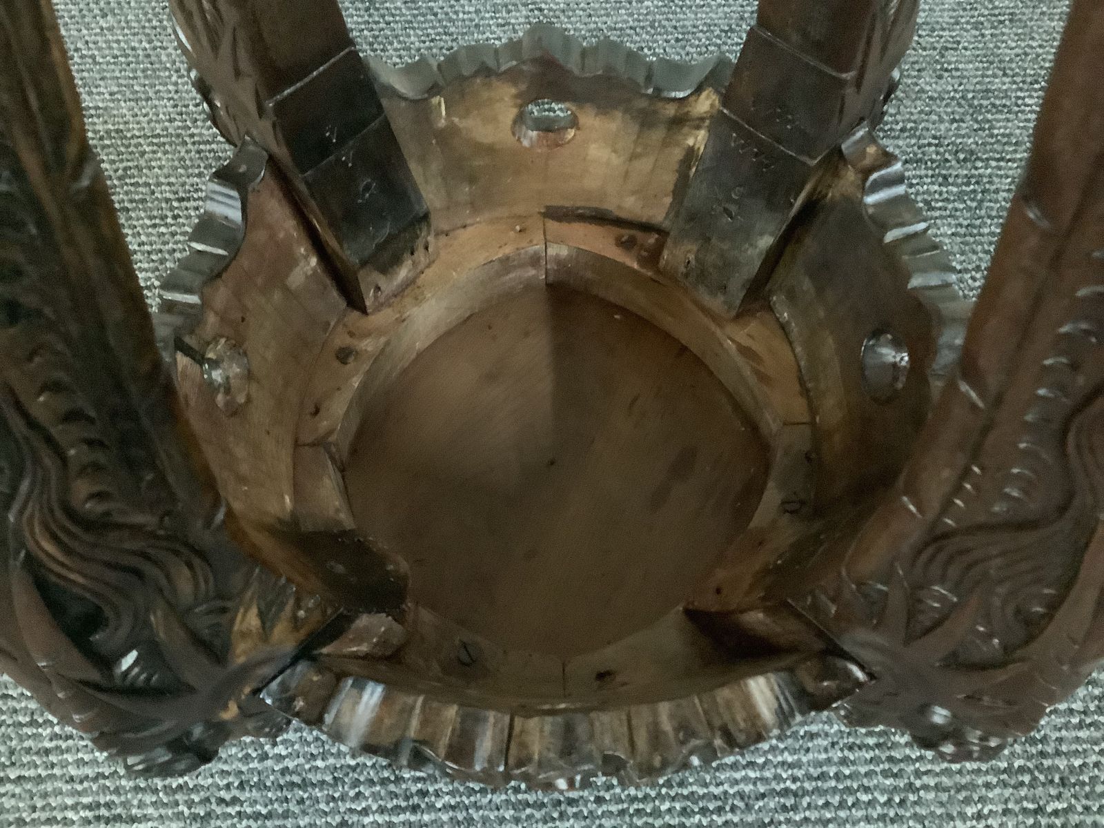 19th Century Chinese Carved Rosewood Jardiniere Plant Stand. photo vintage