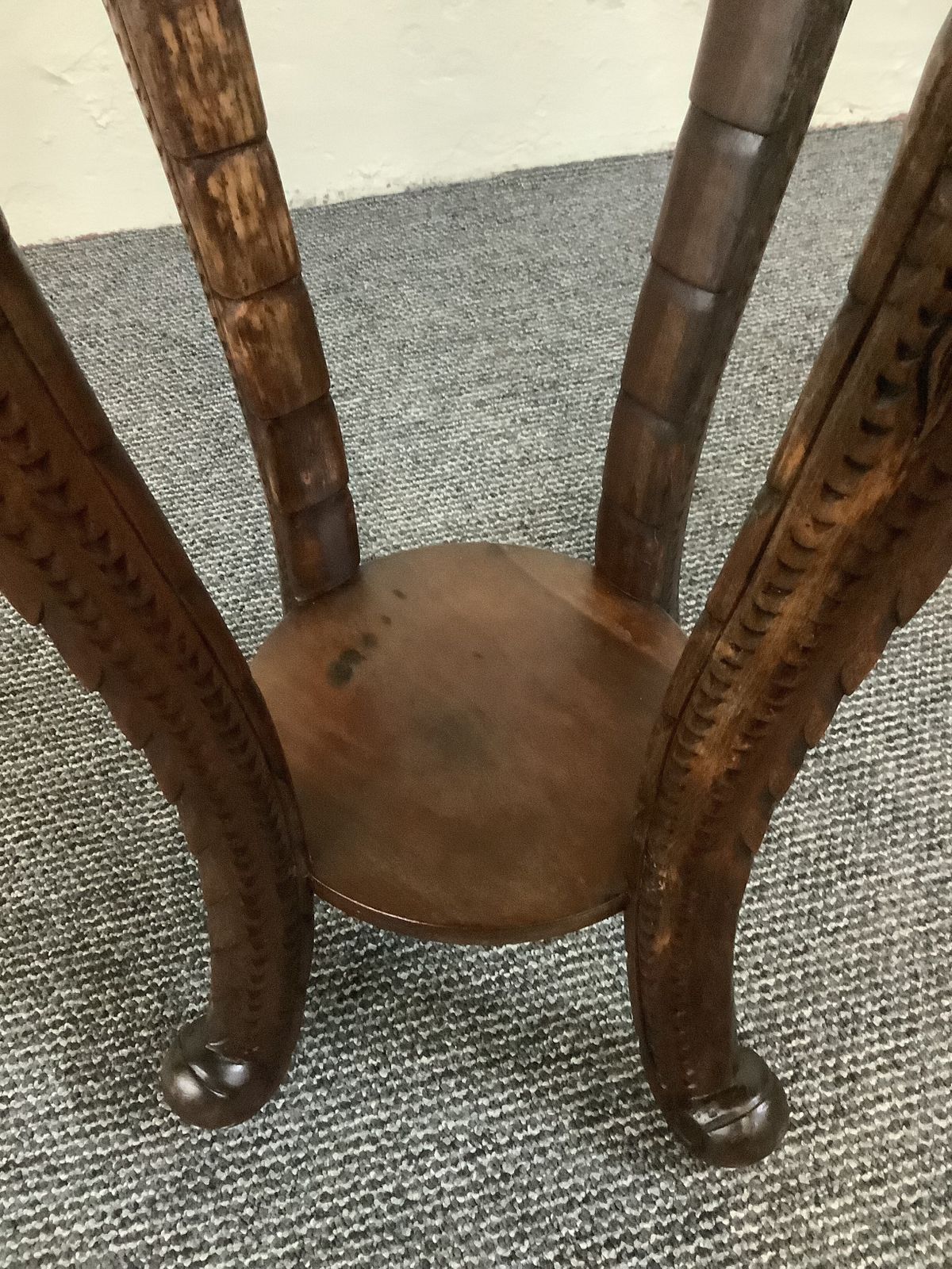 575.0 19th Century Chinese Carved Rosewood Jardiniere Plant Stand. photo