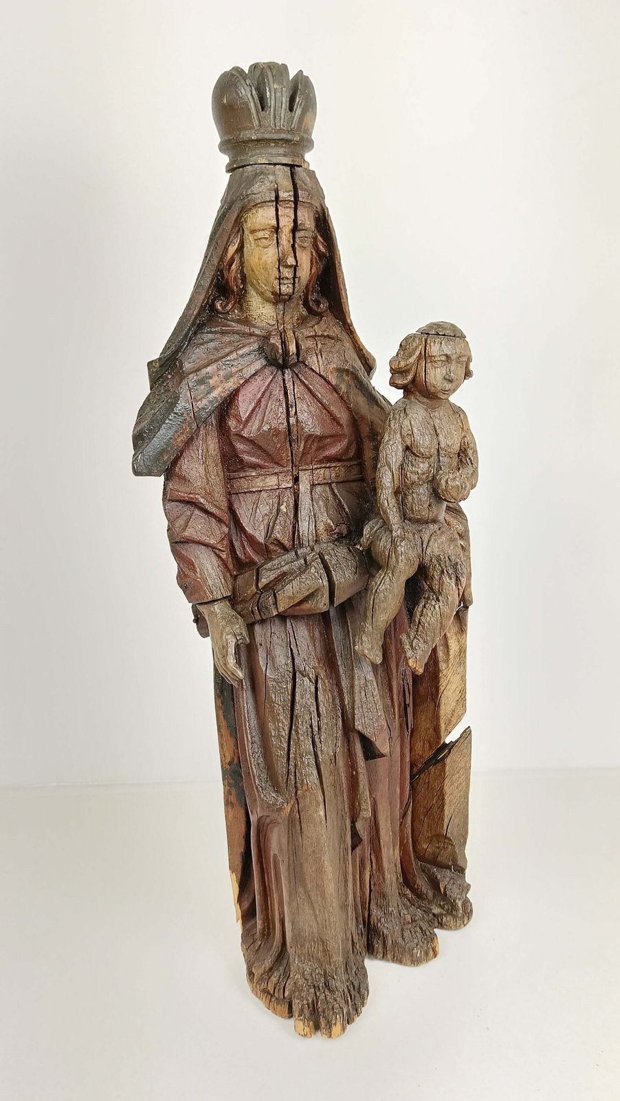photo buy Wooden Statue Of Virgin Mary With Jesus