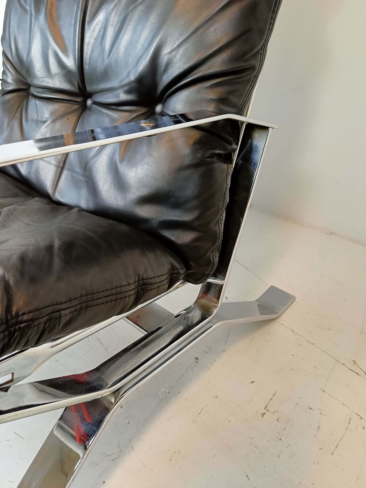 photo for sale Mid Century Lounge Chair For Airborne International, Belgium