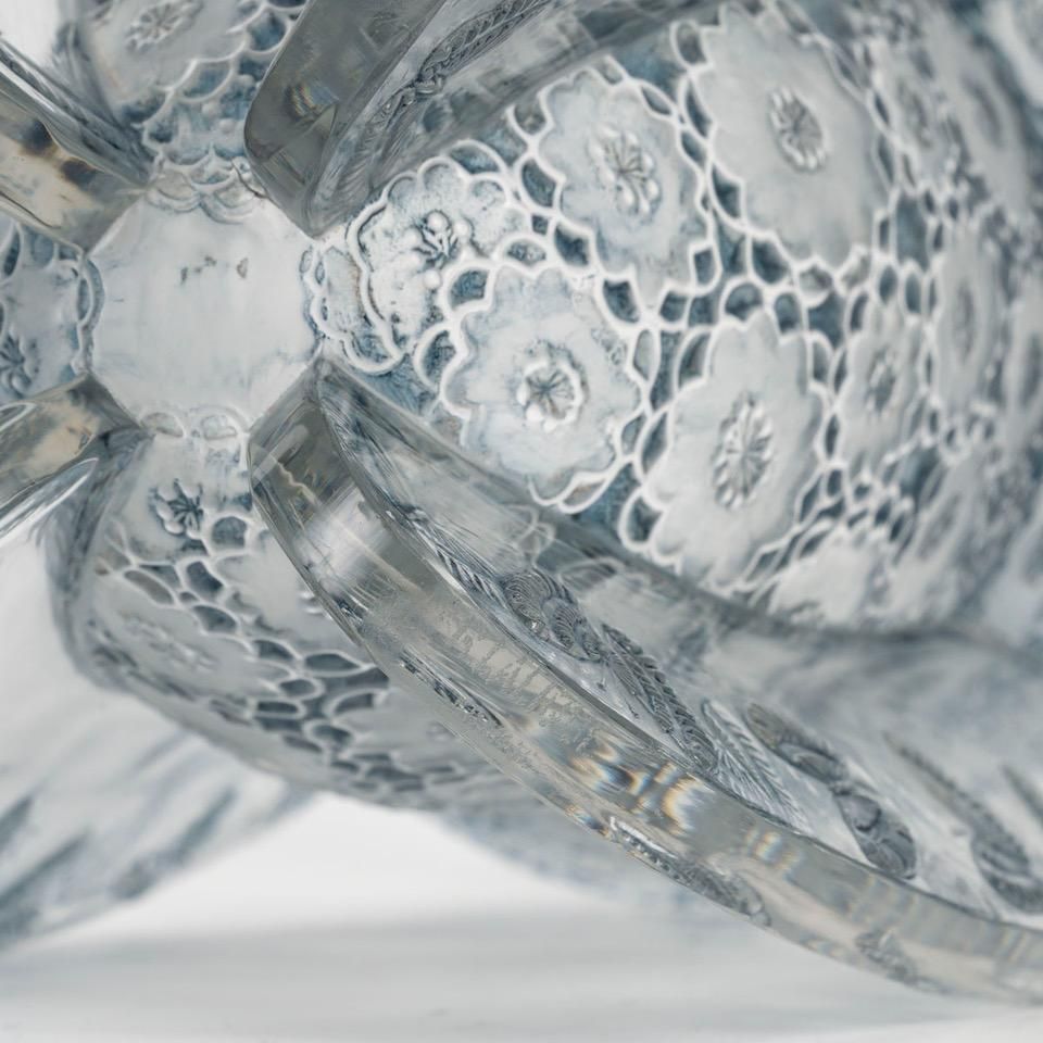 René Lalique (1860   1945) “Butterflies” Vase   1936. photo furniture