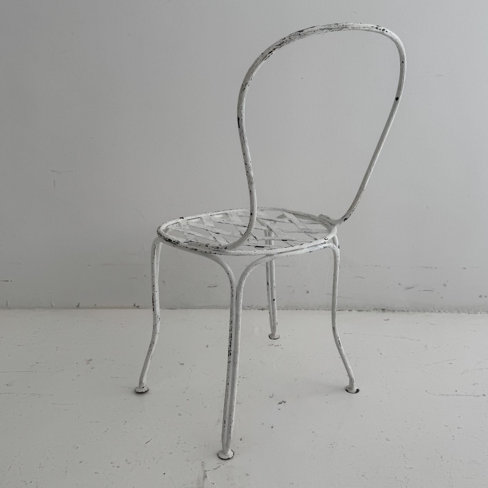 1950s French Lattice Iron Garden Chair photo vinterior