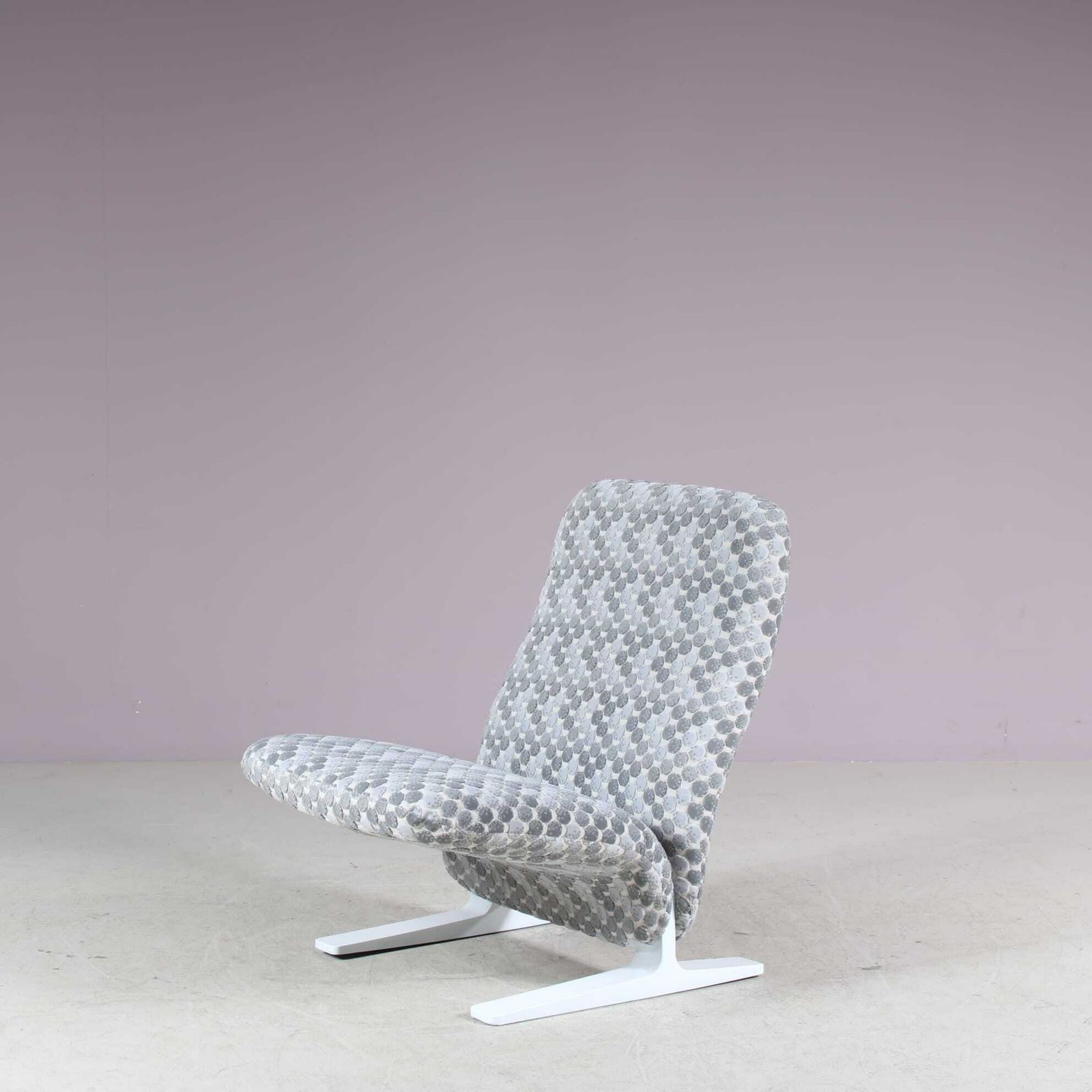 1970s “Concorde” Lowback Chair By Pierre Paulin For Artifort, Netherlands photo 1243.0