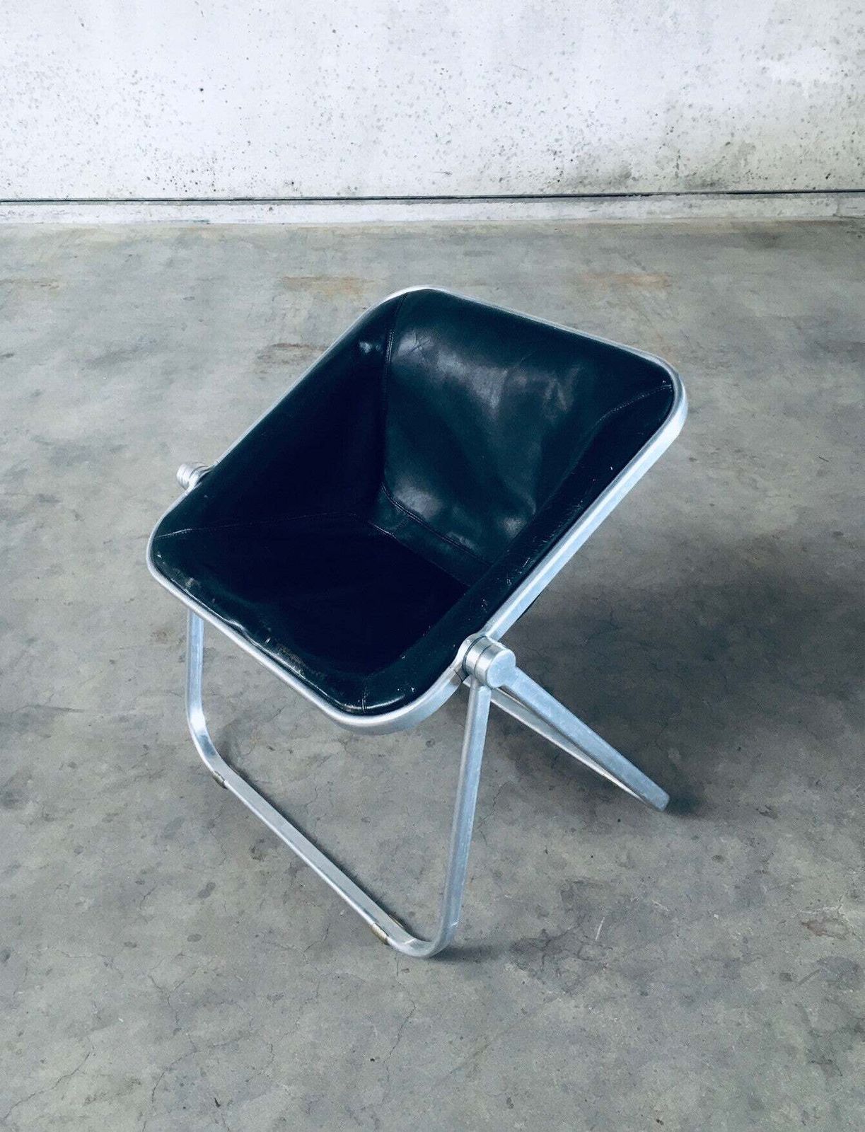Plona Leather Side Chair By Giancarlo Piretti For Castelli, 1970's Italy photo for sale
