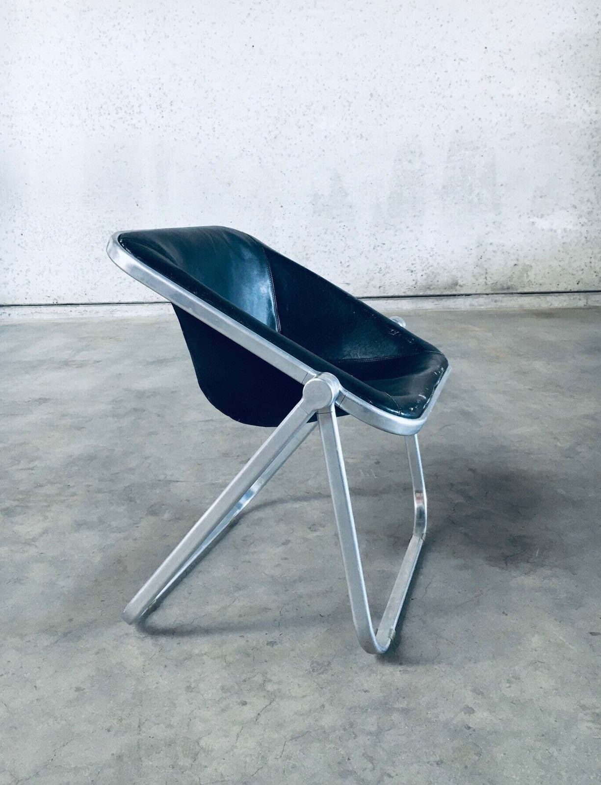 Plona Leather Side Chair By Giancarlo Piretti For Castelli, 1970's Italy photo vinterior